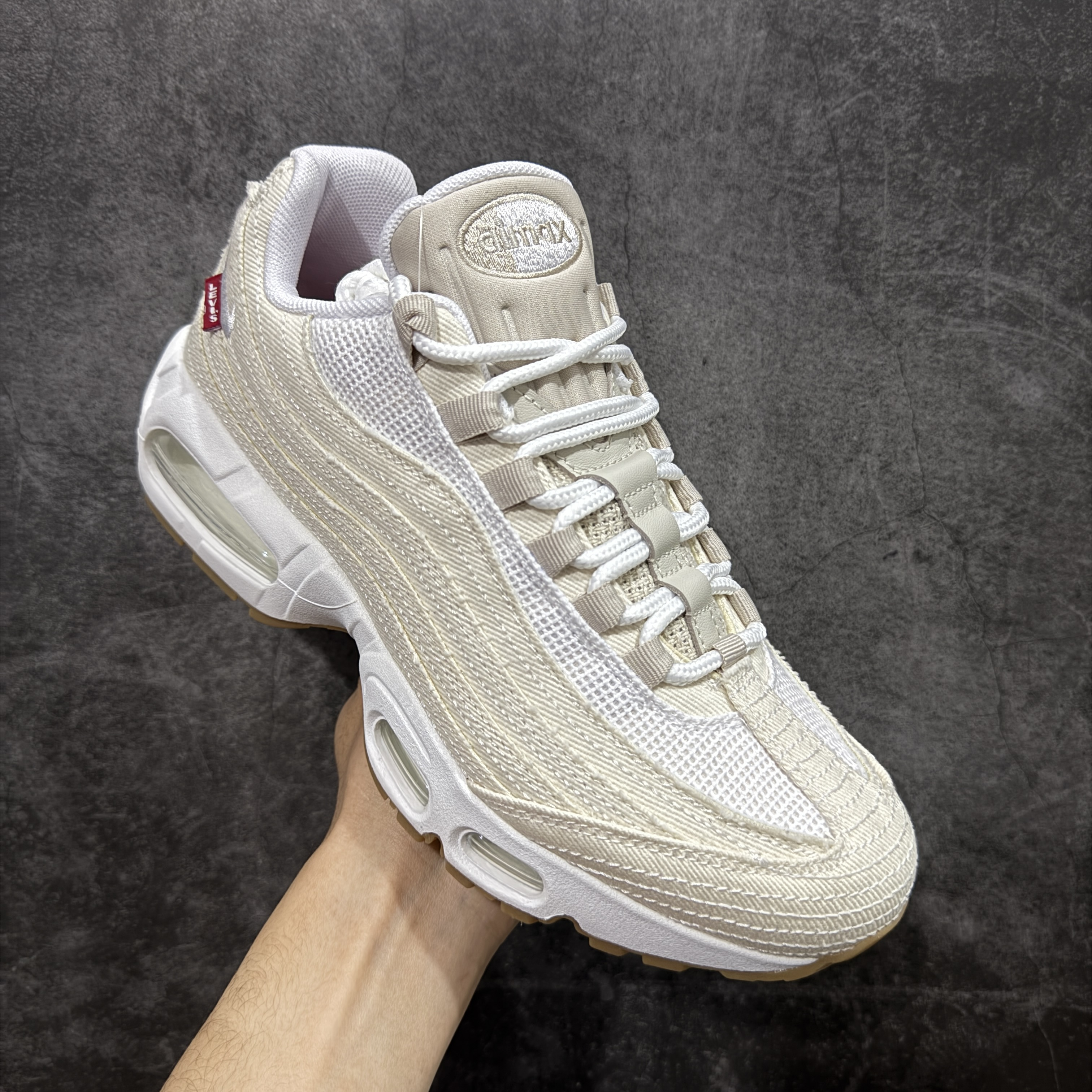  Levi's Nike Air Max 95 低筒 网布防滑 运动鞋 休闲鞋 球鞋 男鞋 波鞋 米色 HM4743-100 