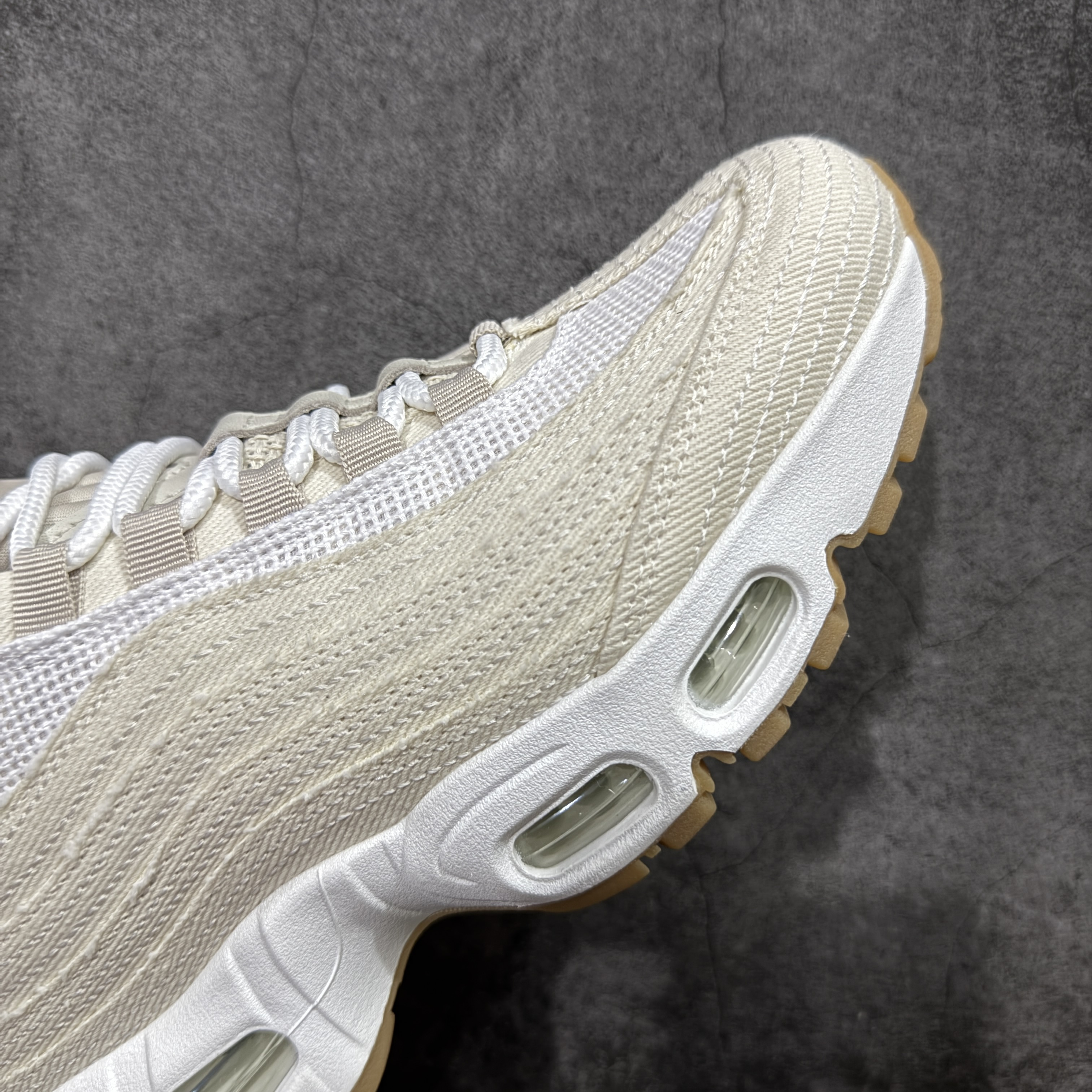  Levi's Nike Air Max 95 低筒 网布防滑 运动鞋 休闲鞋 球鞋 男鞋 波鞋 米色 HM4743-100 