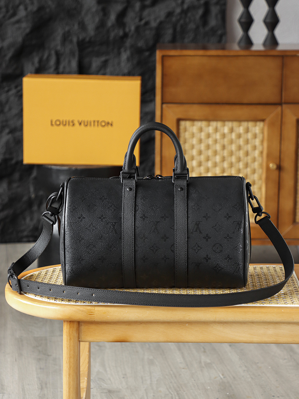 35CM AS LOUIS VUITTON KEEPALL 全钢五金 经典老花 印花 锁扣 涂层帆布  旅行包 黑色A2 M28370 