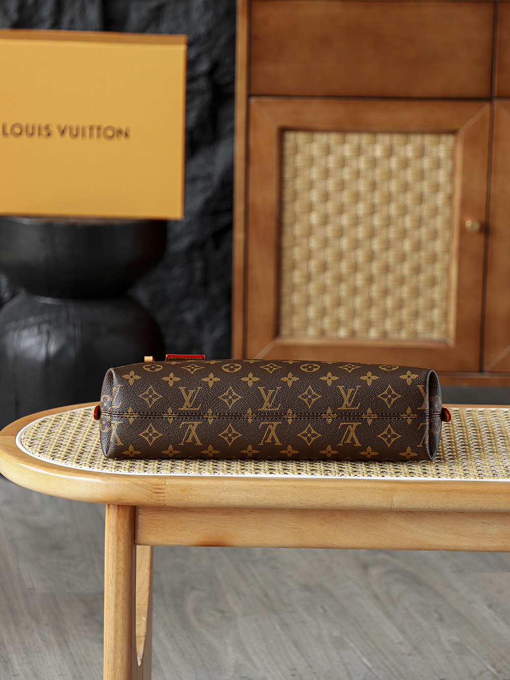AS LOUIS VUITTON CARRYALL EAST WEST 全钢五金 经典老花 印花 拉链 涂层帆布  腋下单肩包  棕色A0 M28101