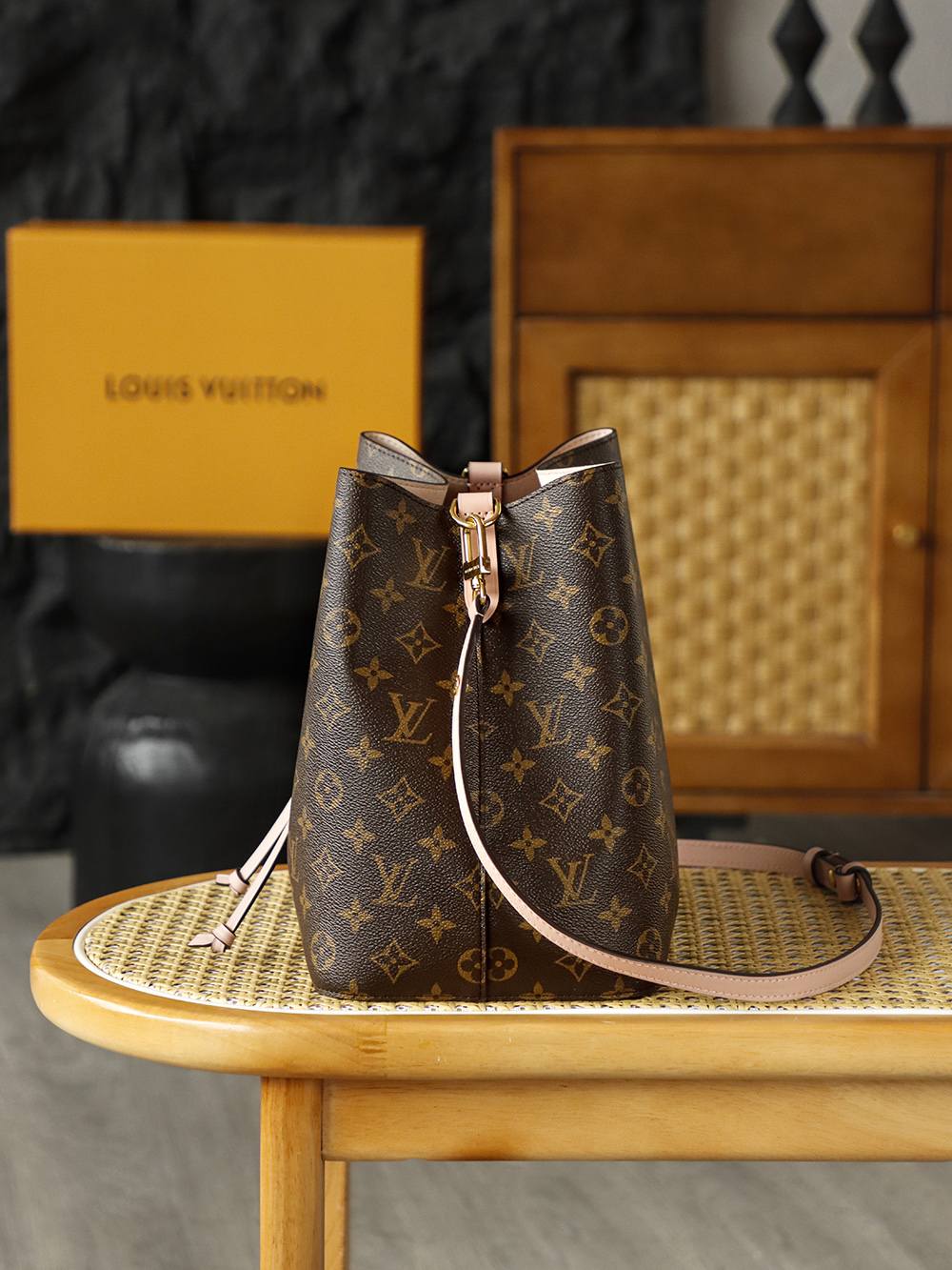 AS LOUIS VUITTON NÉONOÉ MM 全钢五金 经典老花 印花 拉链 涂层帆布  水桶包 棕色A0 M44022