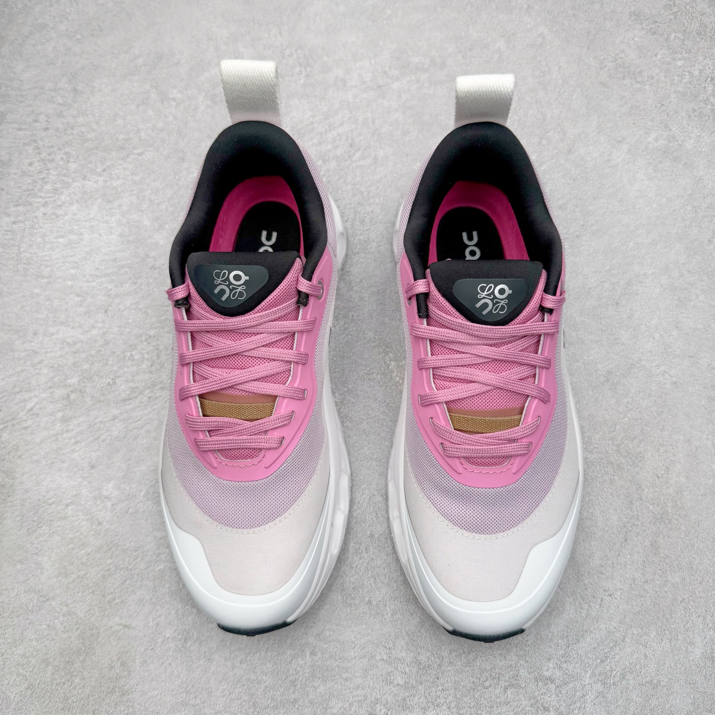 On昂跑 LOEWE x On Cloudtilt 2.0 低筒 时尚舒适防滑耐磨  波鞋 跑步鞋 女款男款  粉色 M929282X17-7137