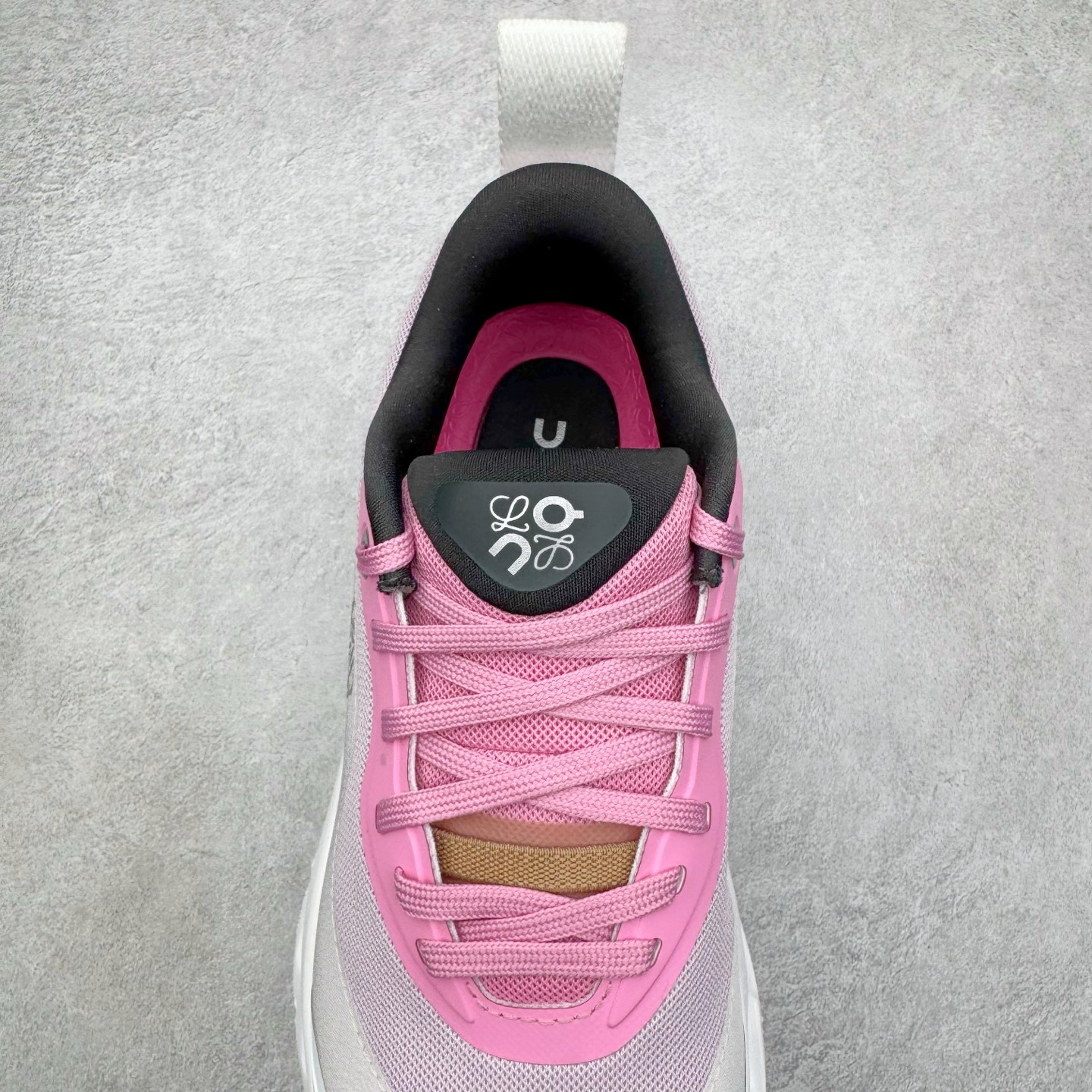 On昂跑 LOEWE x On Cloudtilt 2.0 低筒 时尚舒适防滑耐磨  波鞋 跑步鞋 女款男款  粉色 M929282X17-7137