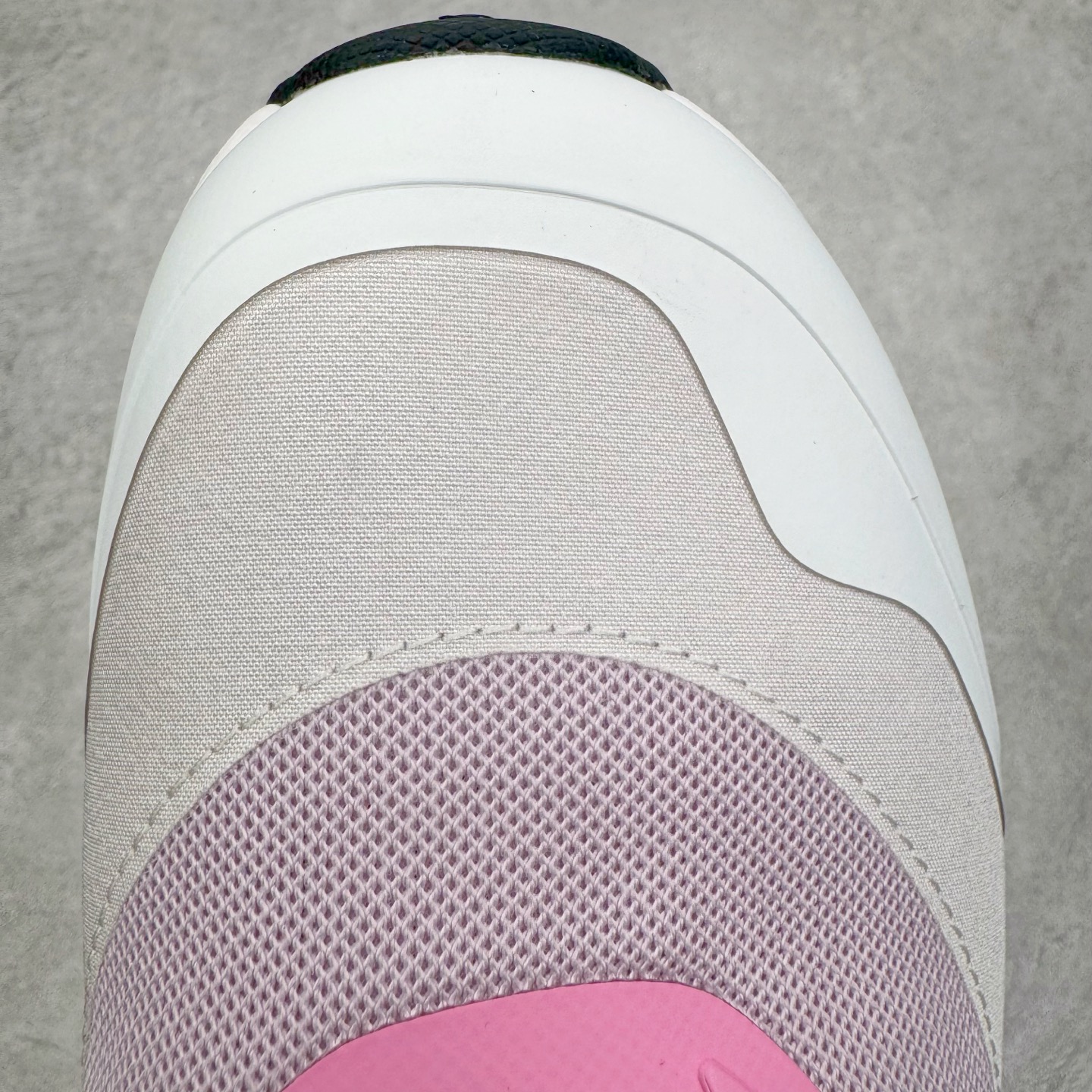 On昂跑 LOEWE x On Cloudtilt 2.0 低筒 时尚舒适防滑耐磨  波鞋 跑步鞋 女款男款  粉色 M929282X17-7137