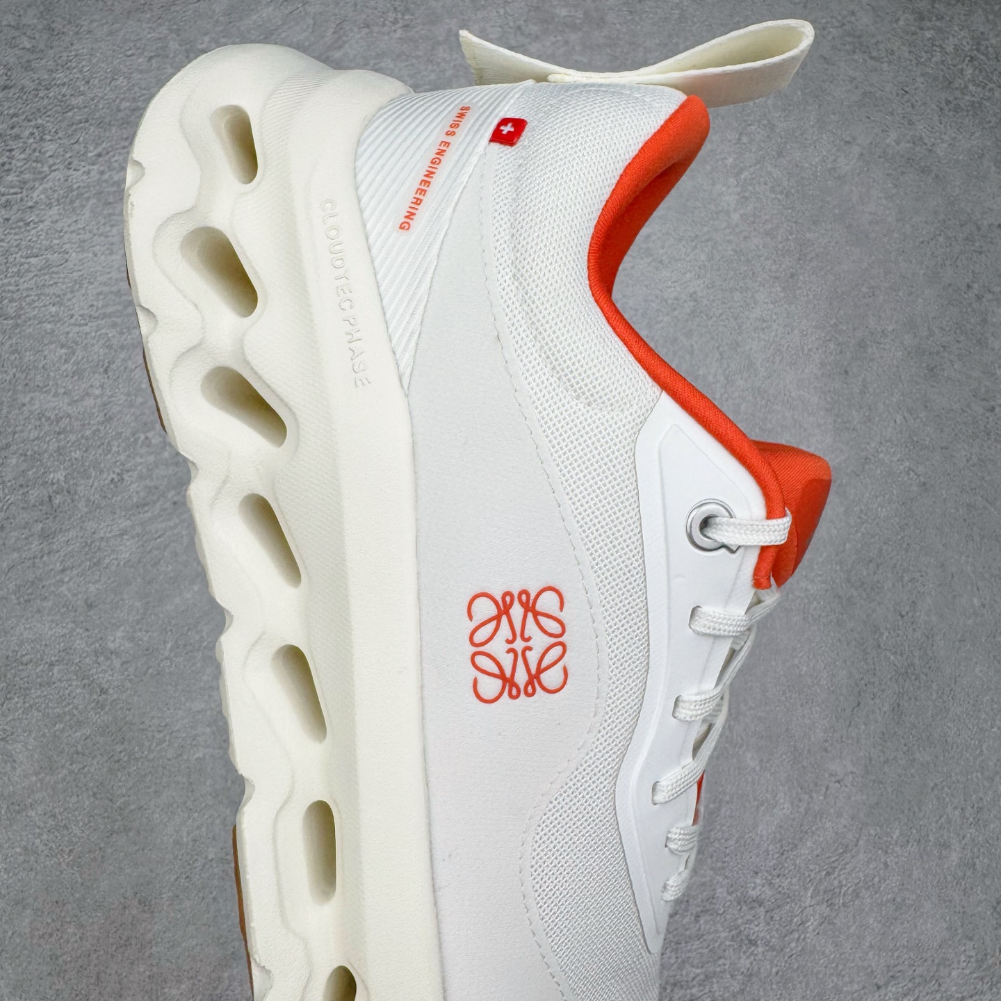 On昂跑 LOEWE x On Cloudtilt 2.0 低筒 时尚舒适防滑耐磨  波鞋 跑步鞋 女款男款  白橙色B0 M929282X30-2109