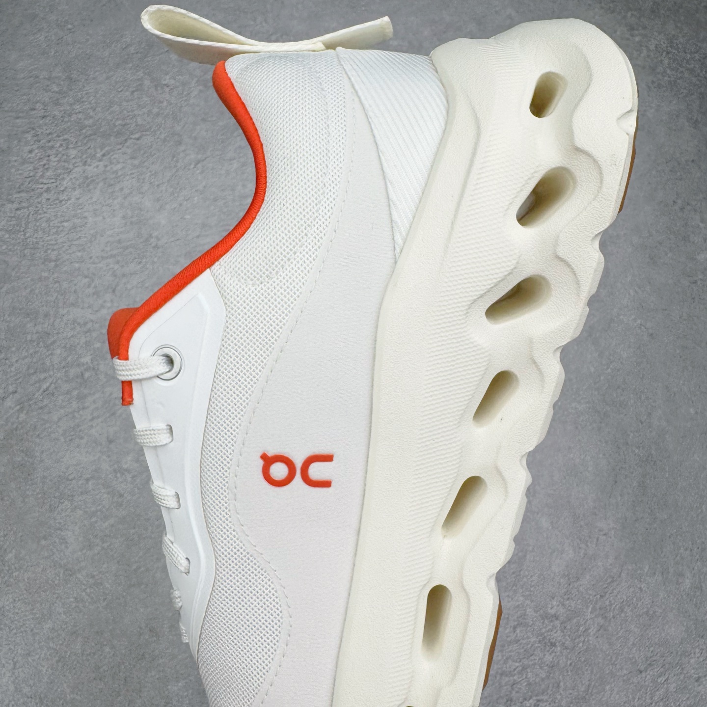 On昂跑 LOEWE x On Cloudtilt 2.0 低筒 时尚舒适防滑耐磨  波鞋 跑步鞋 女款男款  白橙色B0 M929282X30-2109