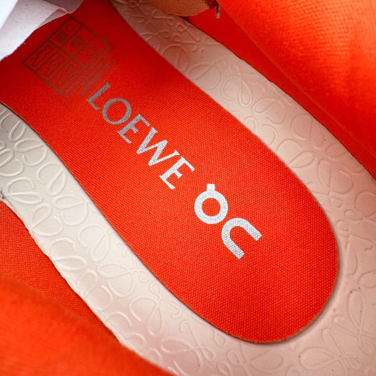 On昂跑 LOEWE x On Cloudtilt 2.0 低筒 时尚舒适防滑耐磨  波鞋 跑步鞋 女款男款  白橙色B0 M929282X30-2109