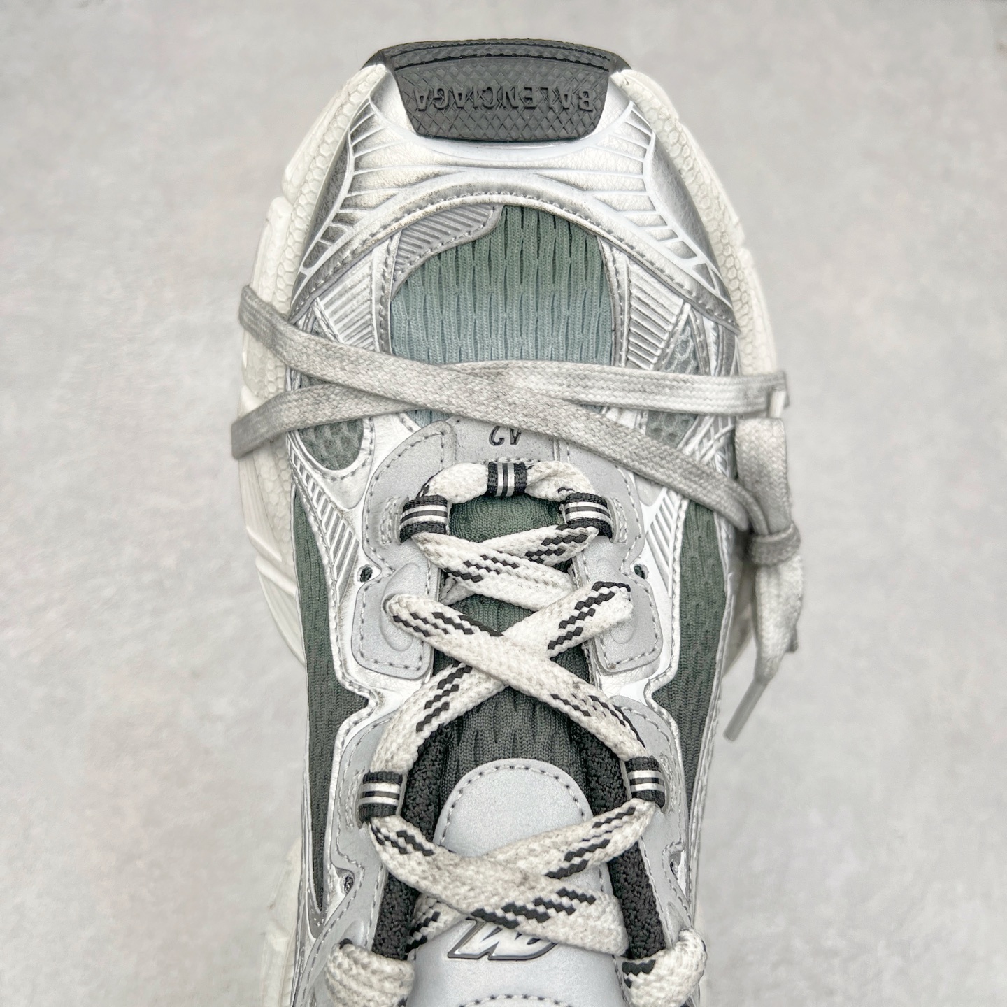 Balenciaga 巴黎世家 3XL 网布 系带 做旧 银灰白 低筒 老爹鞋 运动 复古板鞋 休闲鞋 男鞋 女鞋 