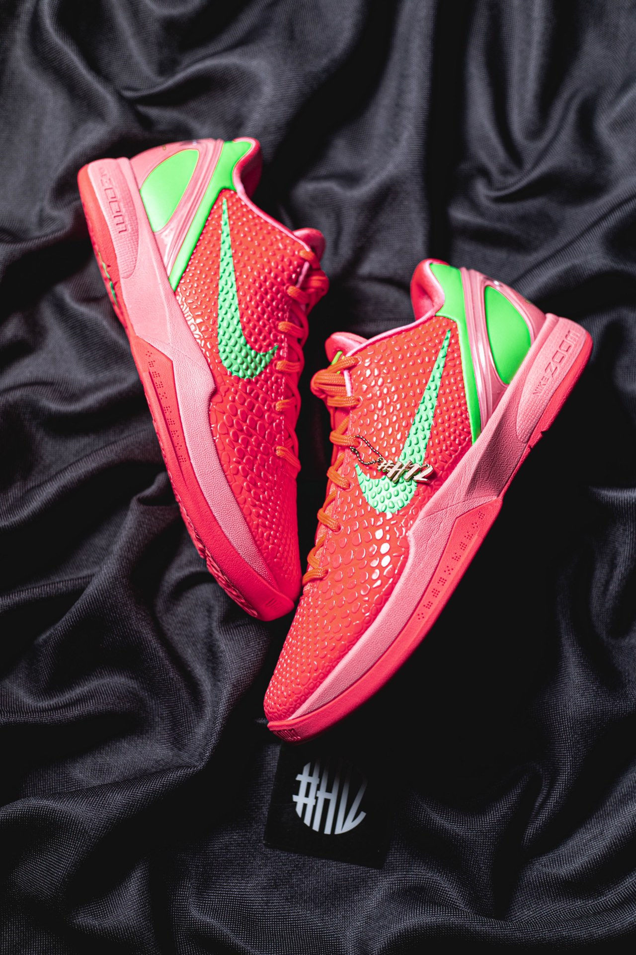 H12/Godkiller Kobe6 前掌Zoom Turbo 气垫 后掌EVA缓震 低筒 球鞋 籃球鞋 實戰鞋  真碳板 男鞋  波鞋  WNBA全明星PE  CW2190-300