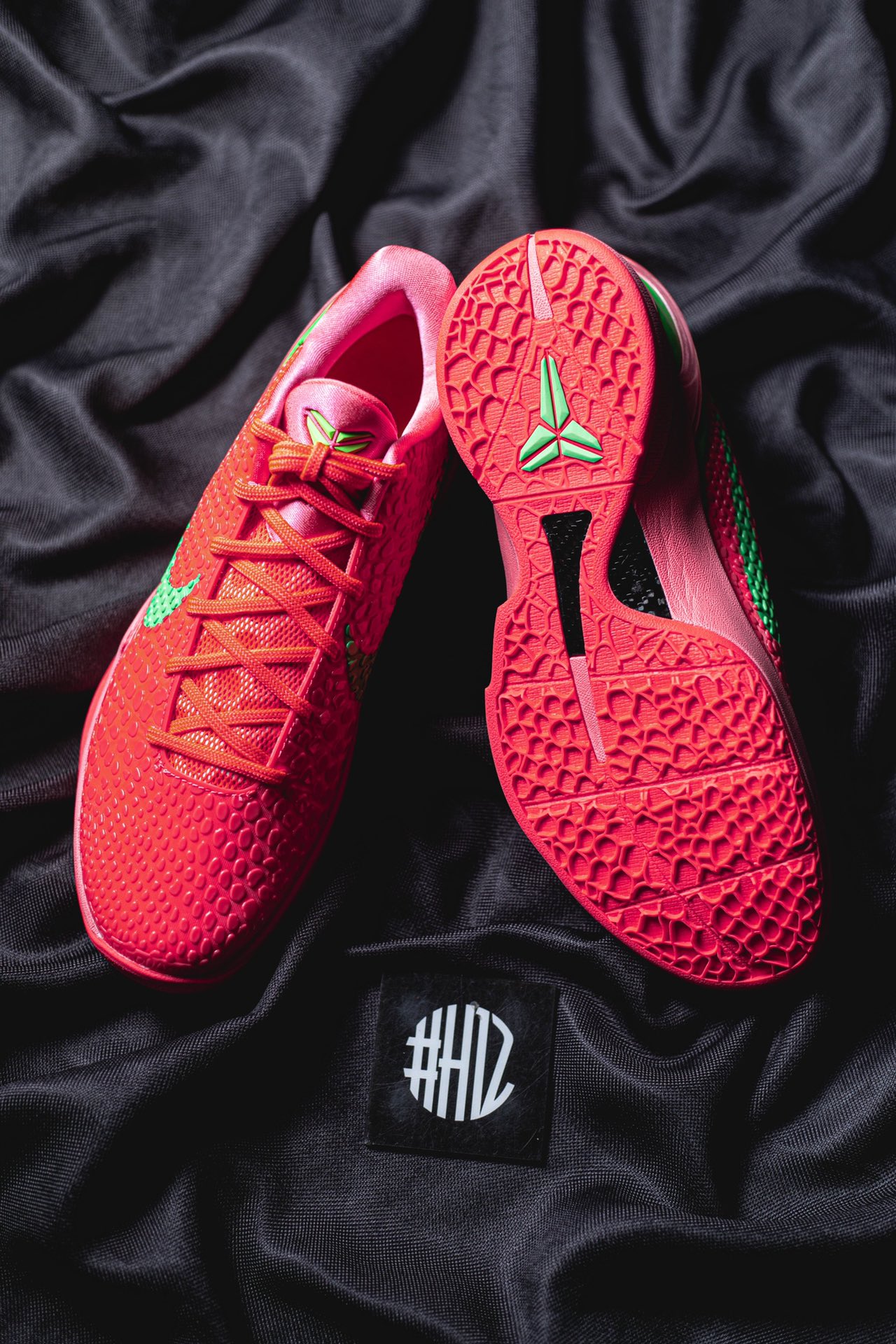 H12/Godkiller Kobe6 前掌Zoom Turbo 气垫 后掌EVA缓震 低筒 球鞋 籃球鞋 實戰鞋  真碳板 男鞋  波鞋  WNBA全明星PE  CW2190-300