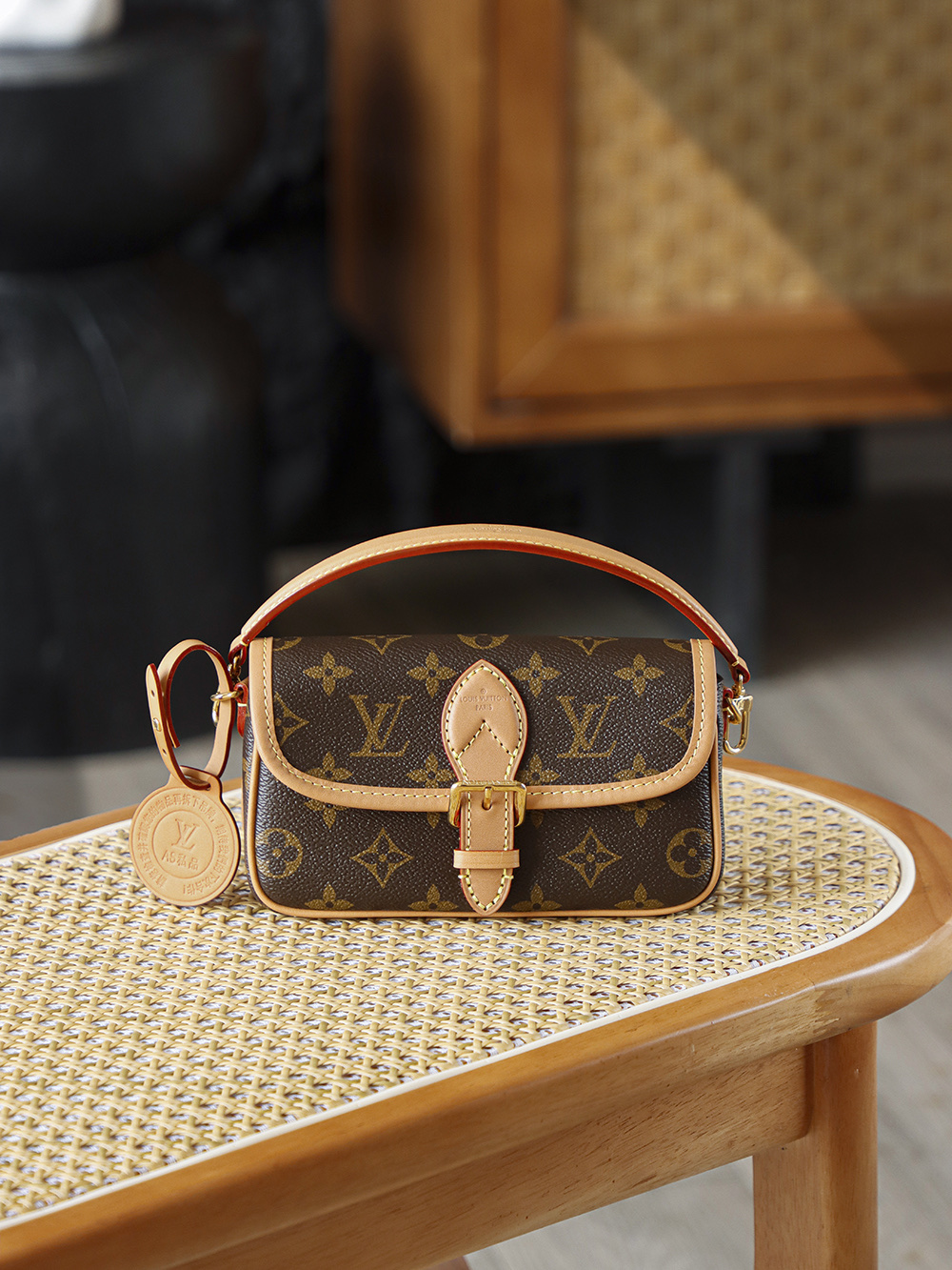 AS LOUIS VUITTON NANO DIANE  全钢五金 经典老花 印花 拉链 涂层帆布 斜挎单肩包 棕色A0 M83298