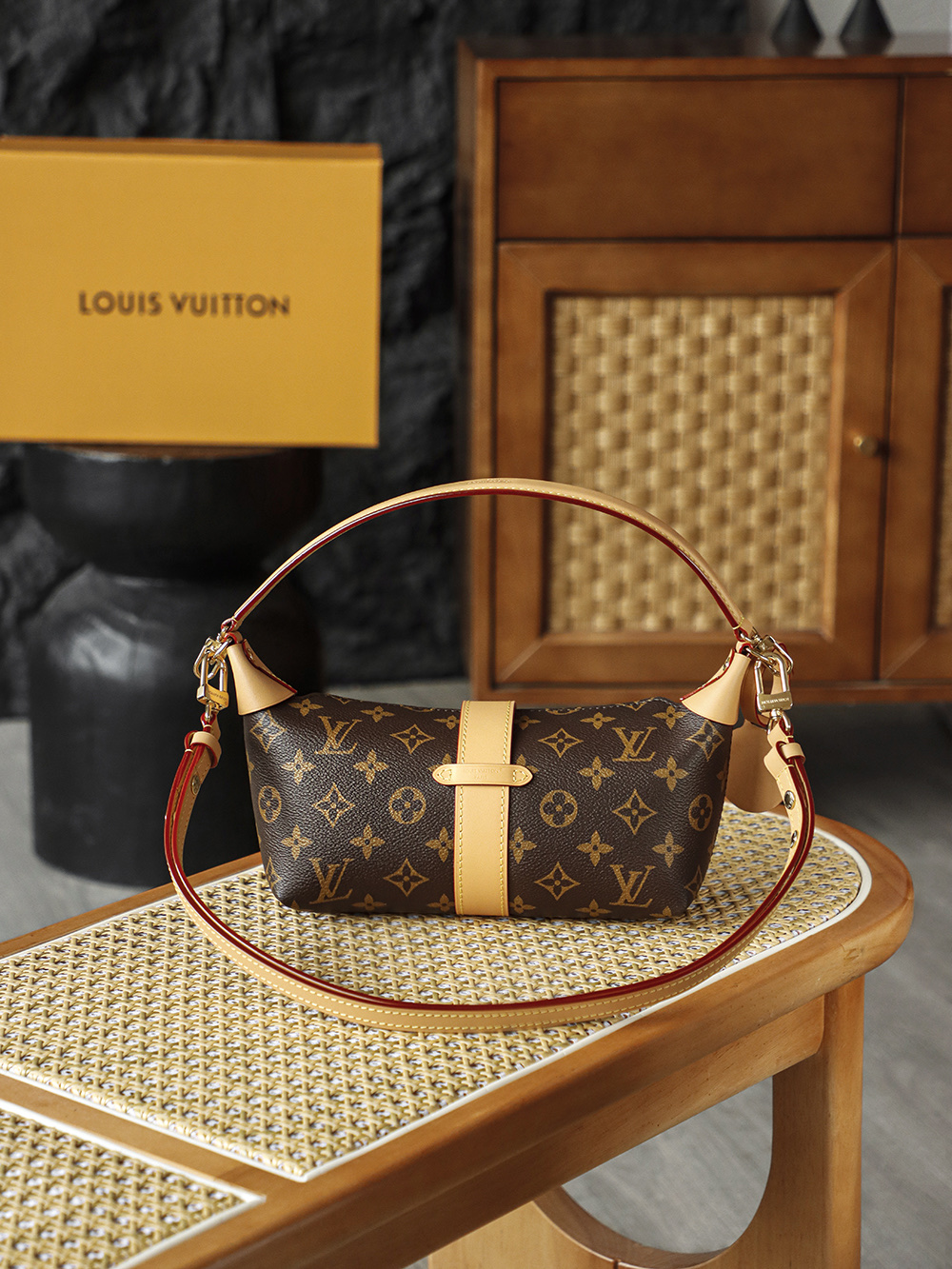 AS LOUIS VUITTON Pochette  全钢五金 经典老花 印花 拉链 涂层帆布 手提 斜挎单肩包 棕色A0 M26191