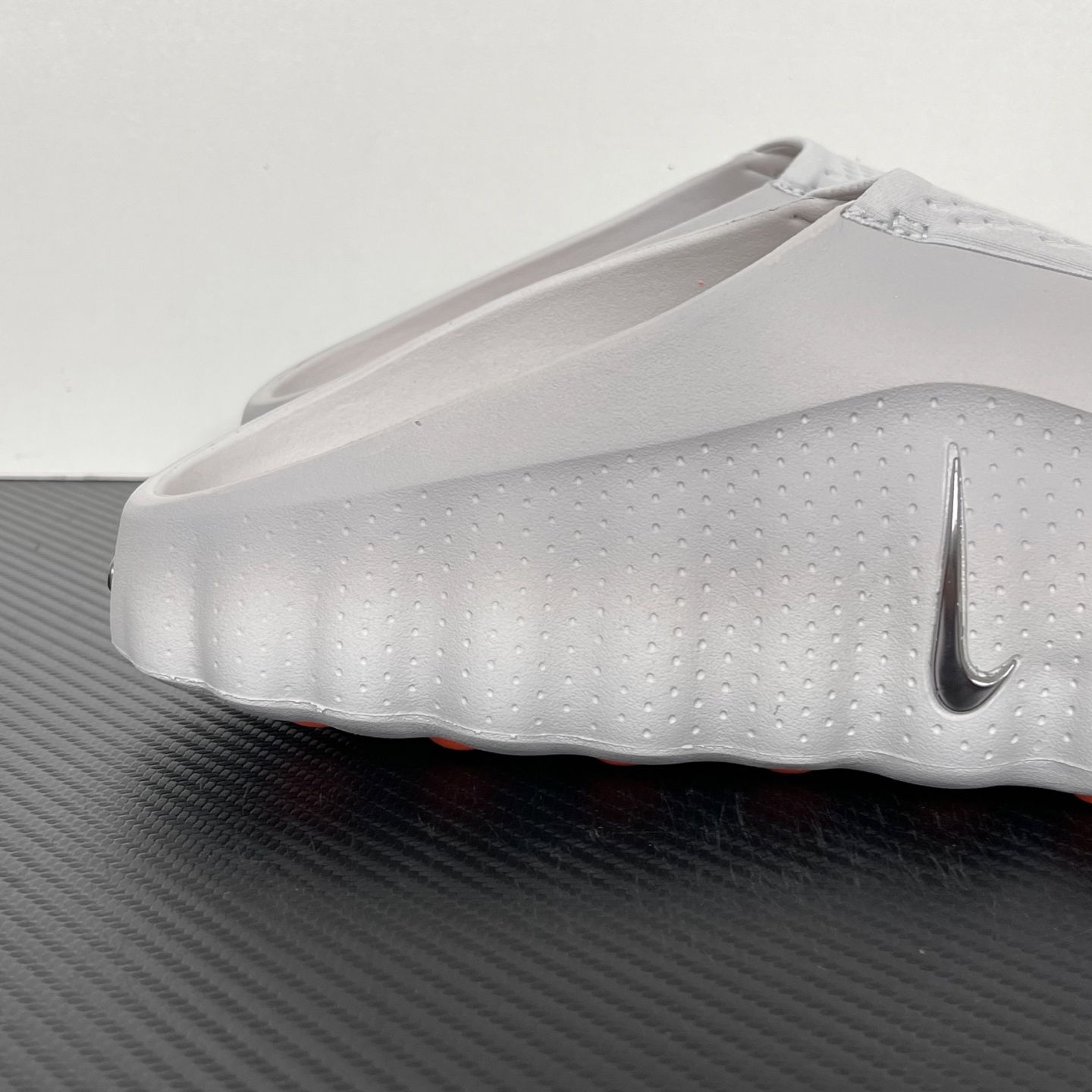 Nike Mind 001 舒适柔软 包头 拖鞋男女同款 浅烟灰色 HQ4307-003 HQ4309-003