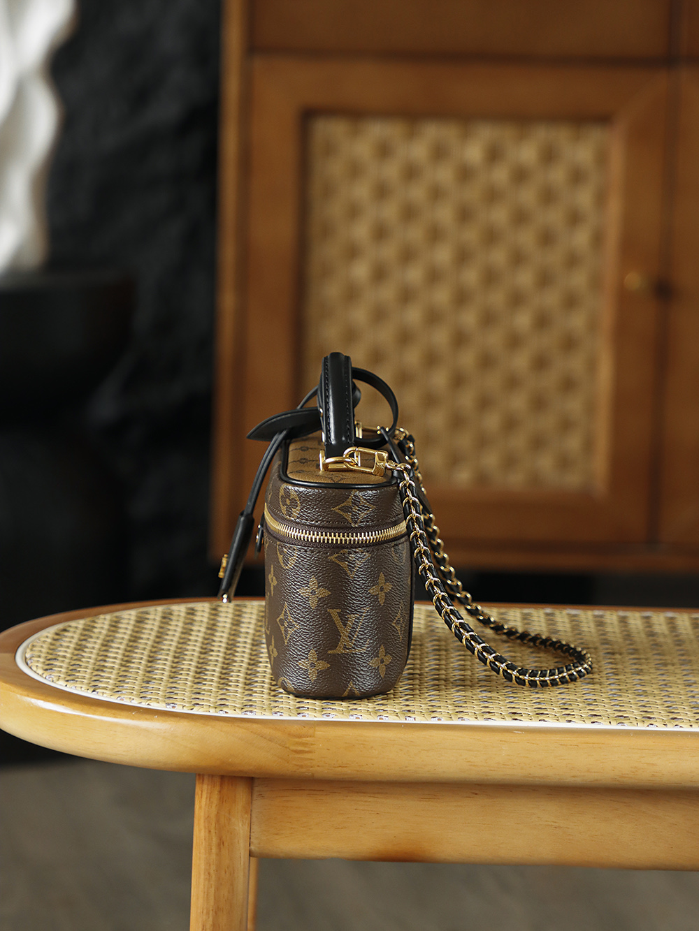 AS LOUIS VUITTON Vanity Chain Pouch 全钢五金 经典老花 印花 拉链 涂层帆布 手提 化妆袋 棕色A0 M47125