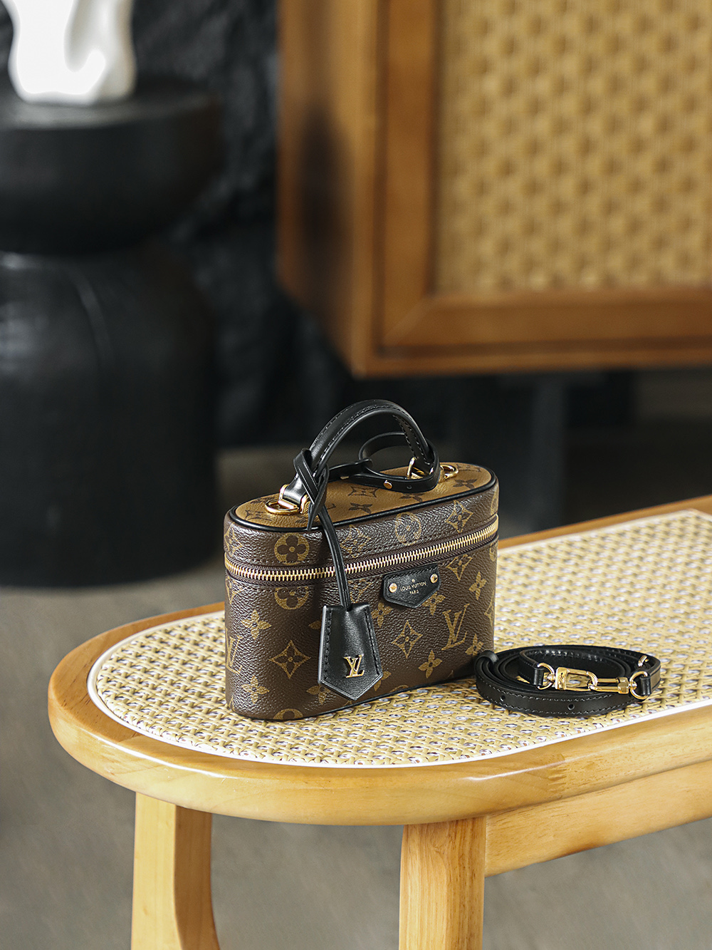 AS LOUIS VUITTON Vanity Chain Pouch 全钢五金 经典老花 印花 拉链 涂层帆布 手提 化妆袋 棕色A0 M47125