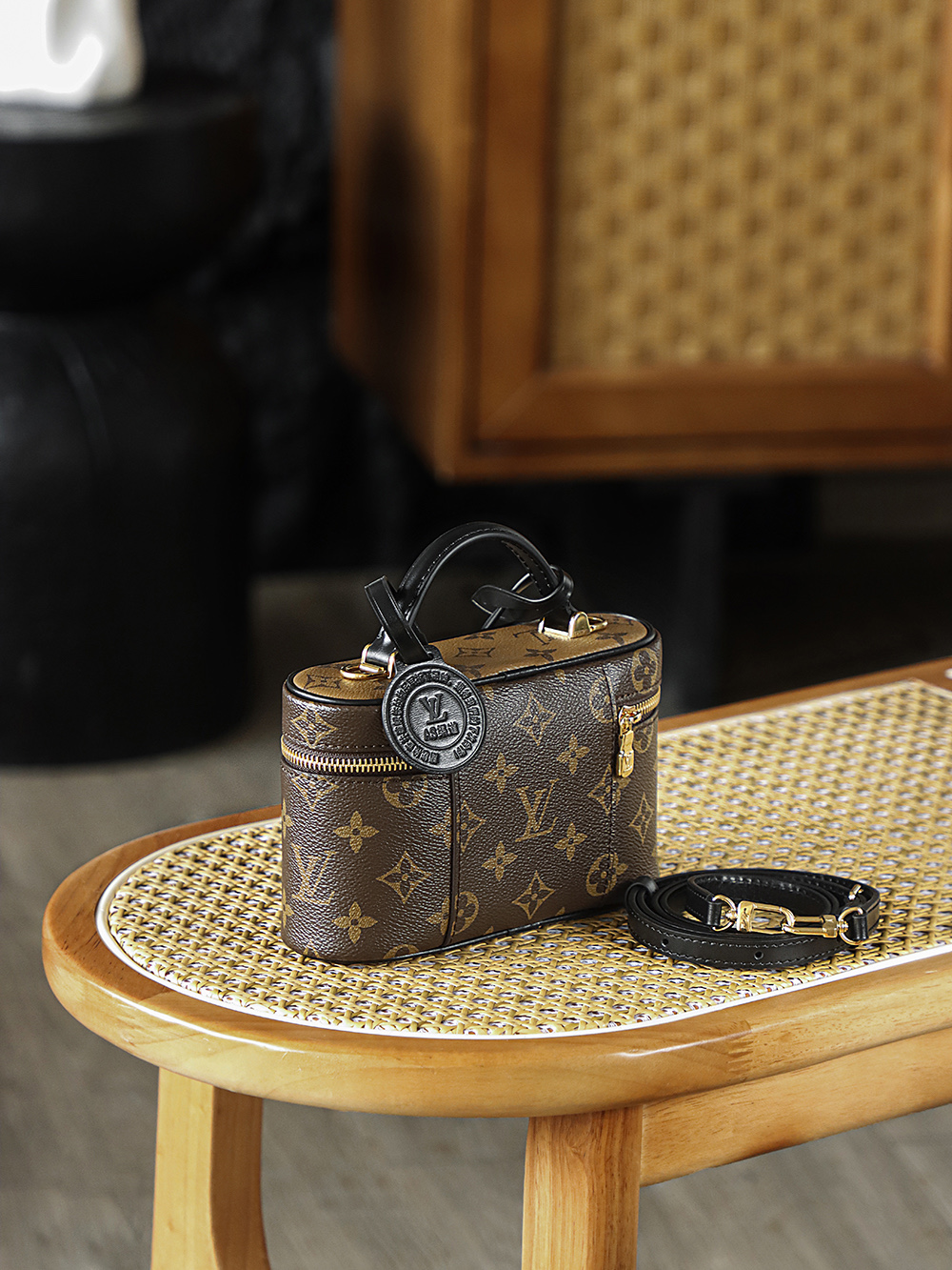 AS LOUIS VUITTON Vanity Chain Pouch 全钢五金 经典老花 印花 拉链 涂层帆布 手提 化妆袋 棕色A0 M47125