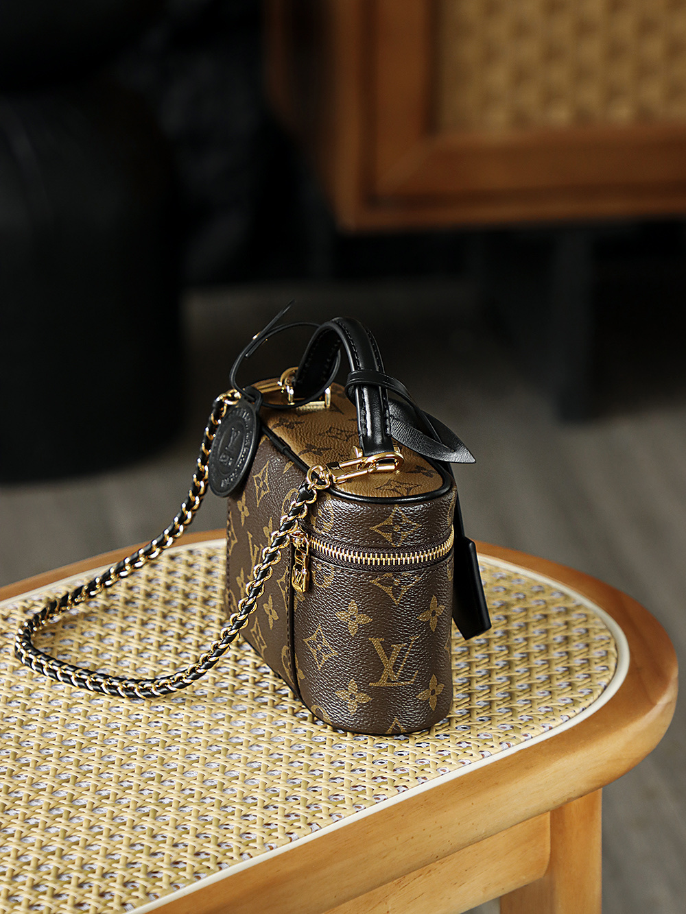 AS LOUIS VUITTON Vanity Chain Pouch 全钢五金 经典老花 印花 拉链 涂层帆布 手提 化妆袋 棕色A0 M47125