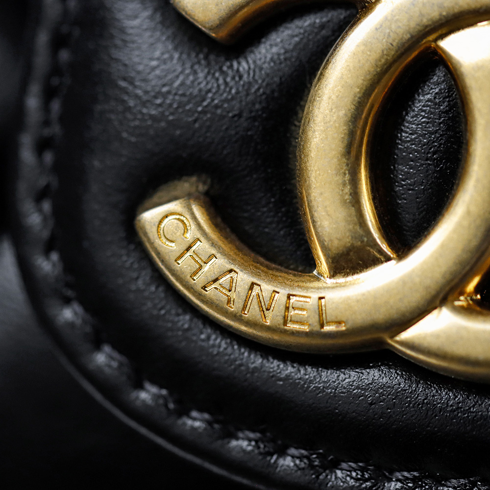 顶规 Chanel 香奈儿 HOBO 25S 嬉皮 头层皮 手提袋 斜挎包 包包  黑色  AS4323-B20567-94305