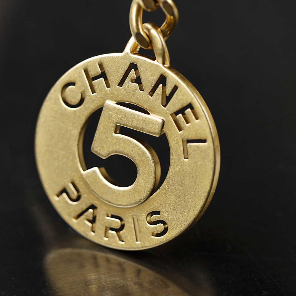 顶规 Chanel 香奈儿 HOBO 25S 嬉皮 头层皮 手提袋 斜挎包 包包  黑色  AS4323-B20567-94305