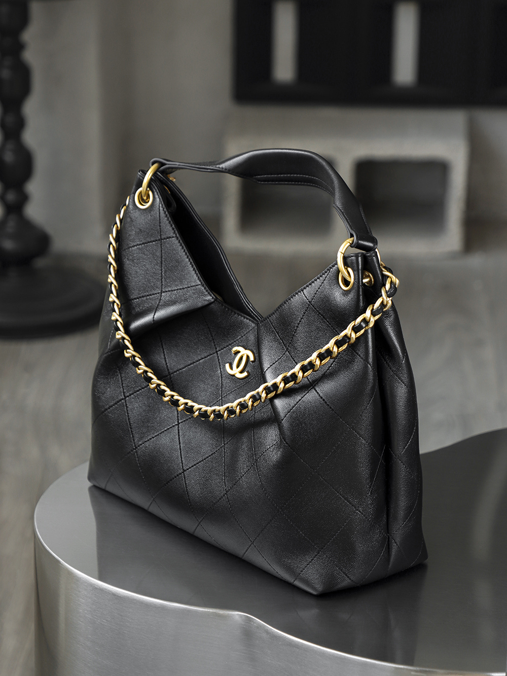 顶规 Chanel 香奈儿 26C Hobo 嬉皮 头层皮 手提袋 斜挎包 包包  黑色  