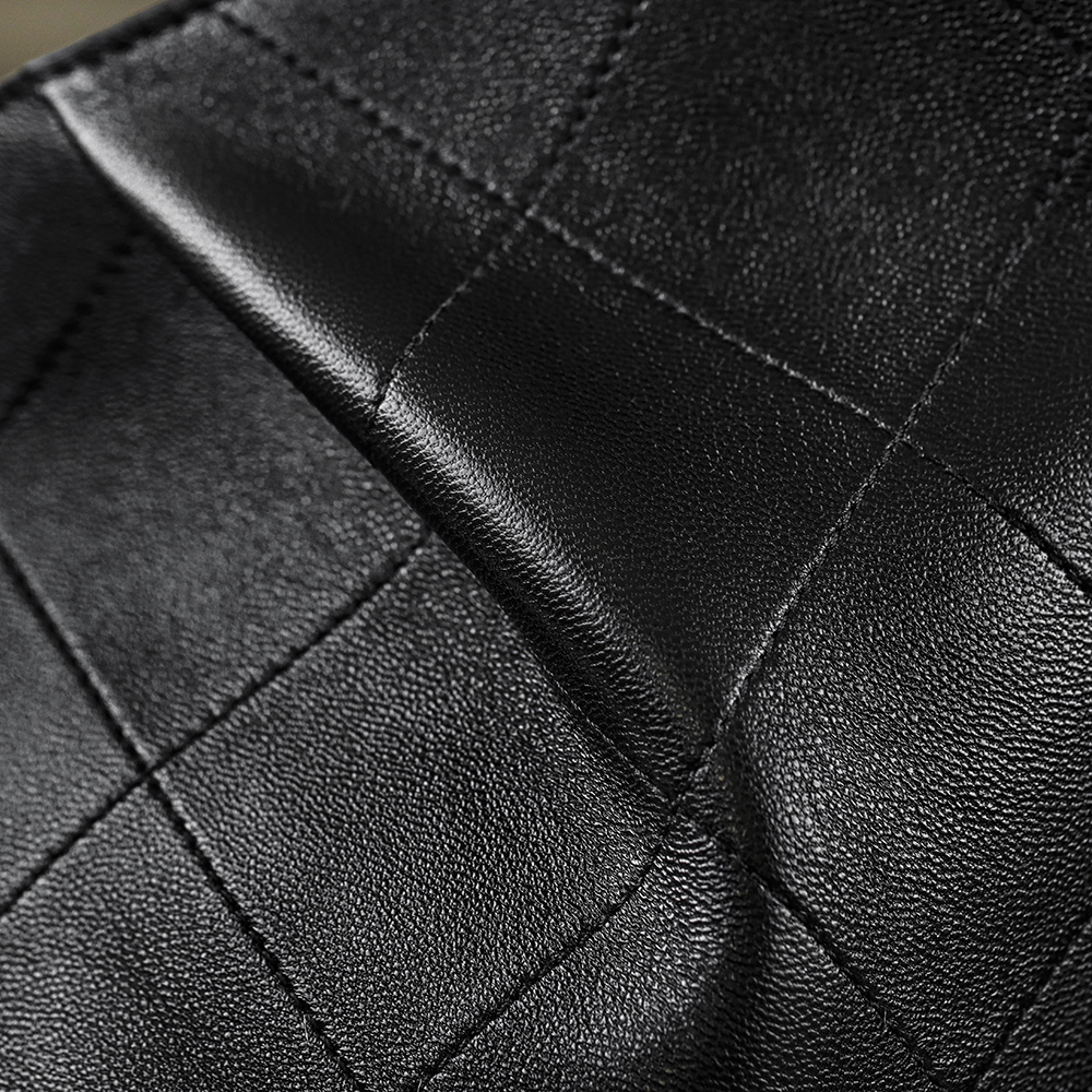 顶规 Chanel 香奈儿 26C Hobo 嬉皮 头层皮 手提袋 斜挎包 包包  黑色  