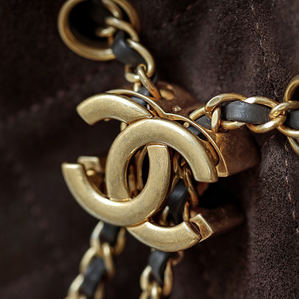 顶规 Chanel 香奈儿 25bag mini  26C  金标双C  头层皮 手提袋 斜挎包 包包  深棕巧克力色  AS5631-B18799-U3950