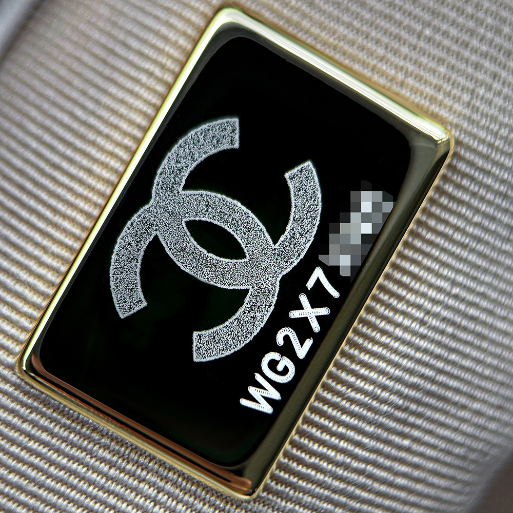 顶规 Chanel 香奈儿 19 Bag 头层皮 手提袋 斜挎包 包包  小号 白金 AS1160-B04852-10601