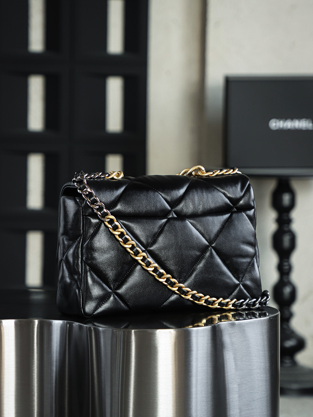 顶规 Chanel 香奈儿 19 Bag 头层皮 手提袋 斜挎包 包包  中号 黑金 AS1161-B02875-94305