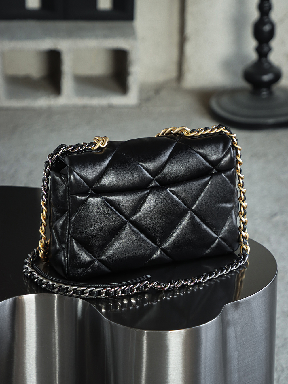 顶规 Chanel 香奈儿 19 Bag 头层皮 手提袋 斜挎包 包包  中号 黑金 AS1161-B02875-94305