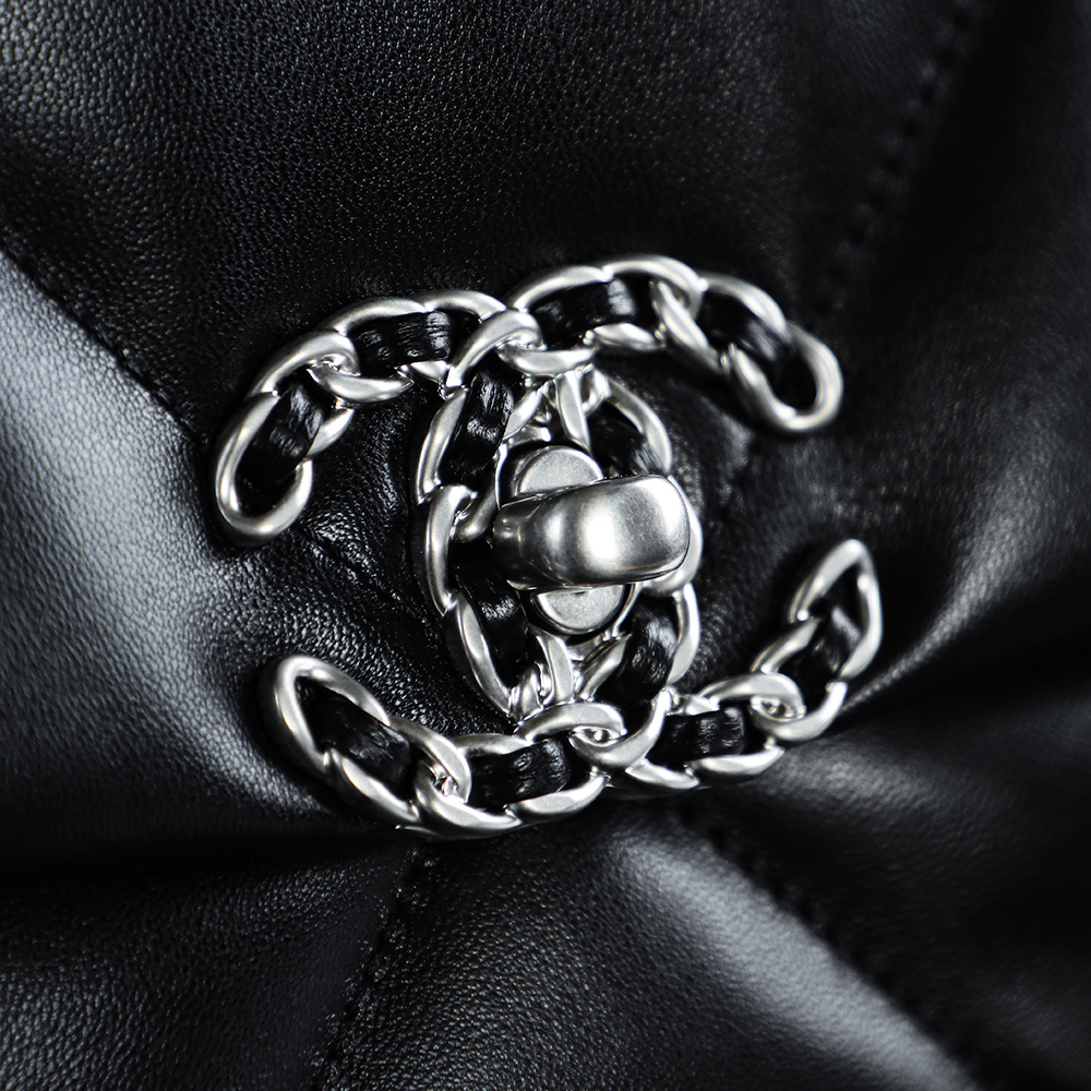顶规 Chanel 香奈儿 19 Bag 头层皮 手提袋 斜挎包 包包  小号 黑银色 AS1160-B07327-94305
