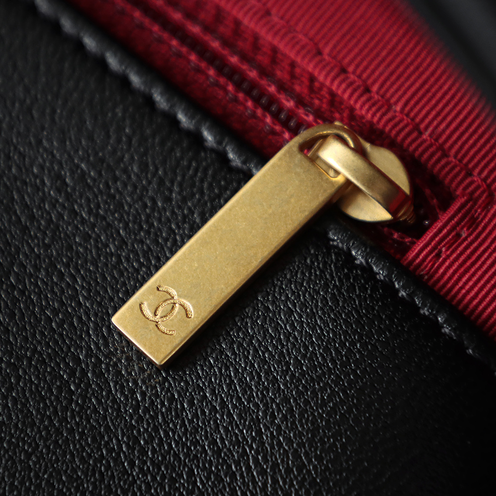 顶规 Chanel 香奈儿 19 Bag 头层皮 手提袋 斜挎包 包包  小号 黑金色 AS1160-B03215-94305