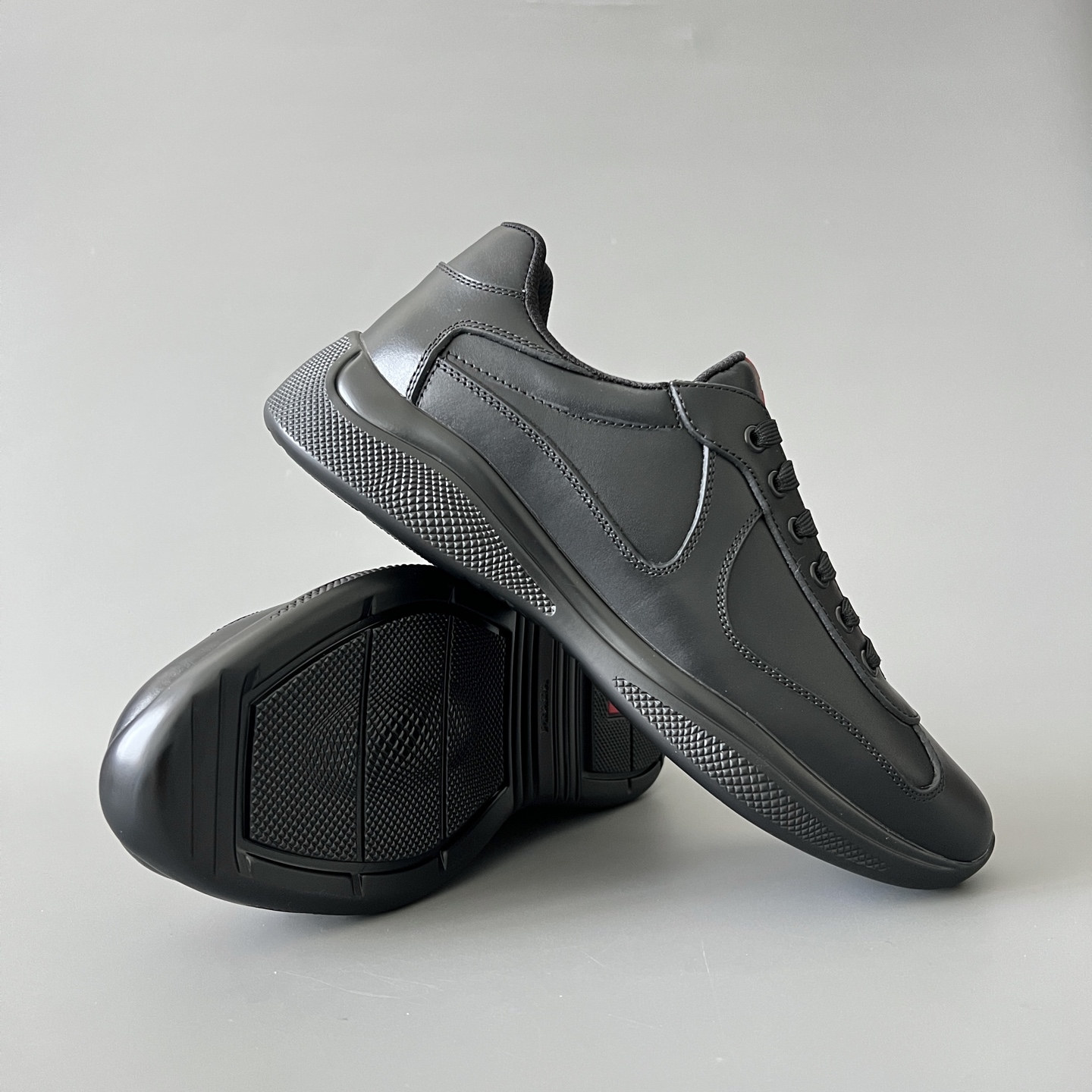 Prada 普拉达 America's Cup  系列 皮革 和织物面料 运动鞋 男士 黑色B5 4E3400_038_F0002