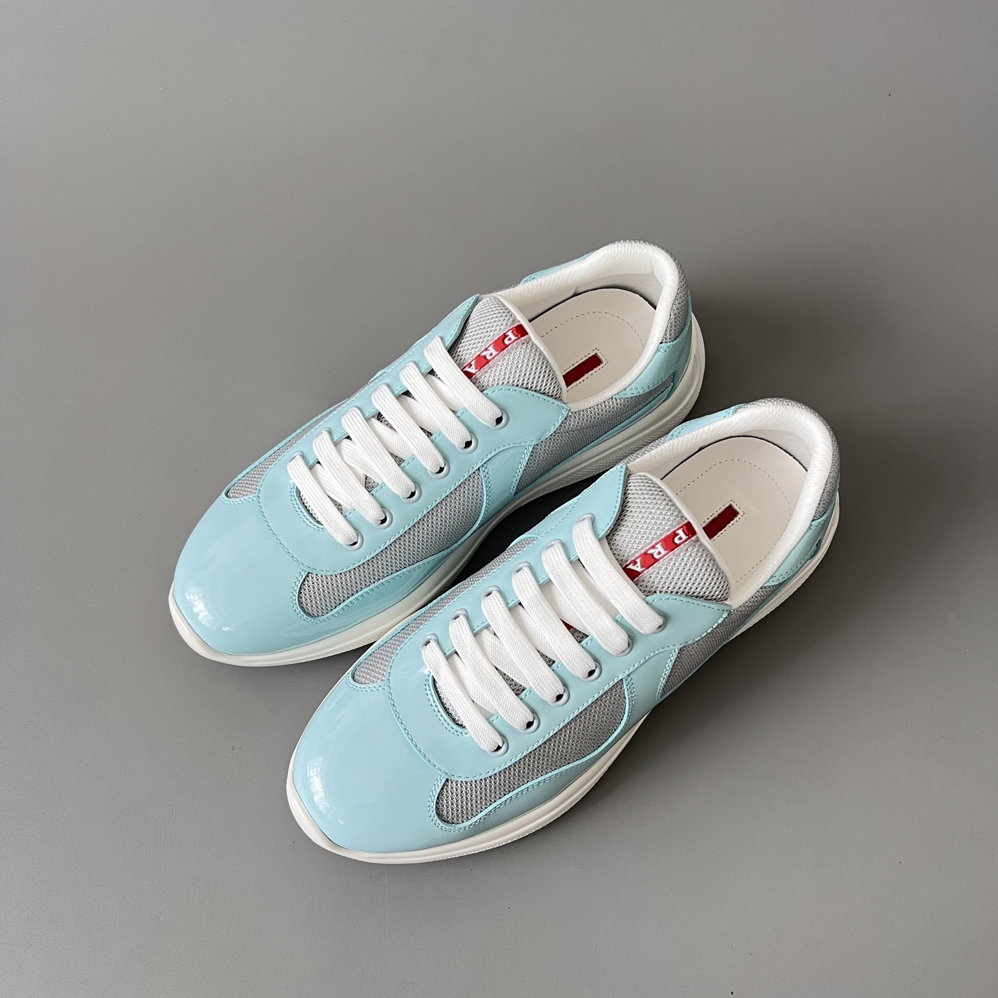 Prada 普拉达 America's Cup  系列 皮革 和织物面料 运动鞋 男士 蒂芙尼色B5 4E3400_3AMS_F0I5W