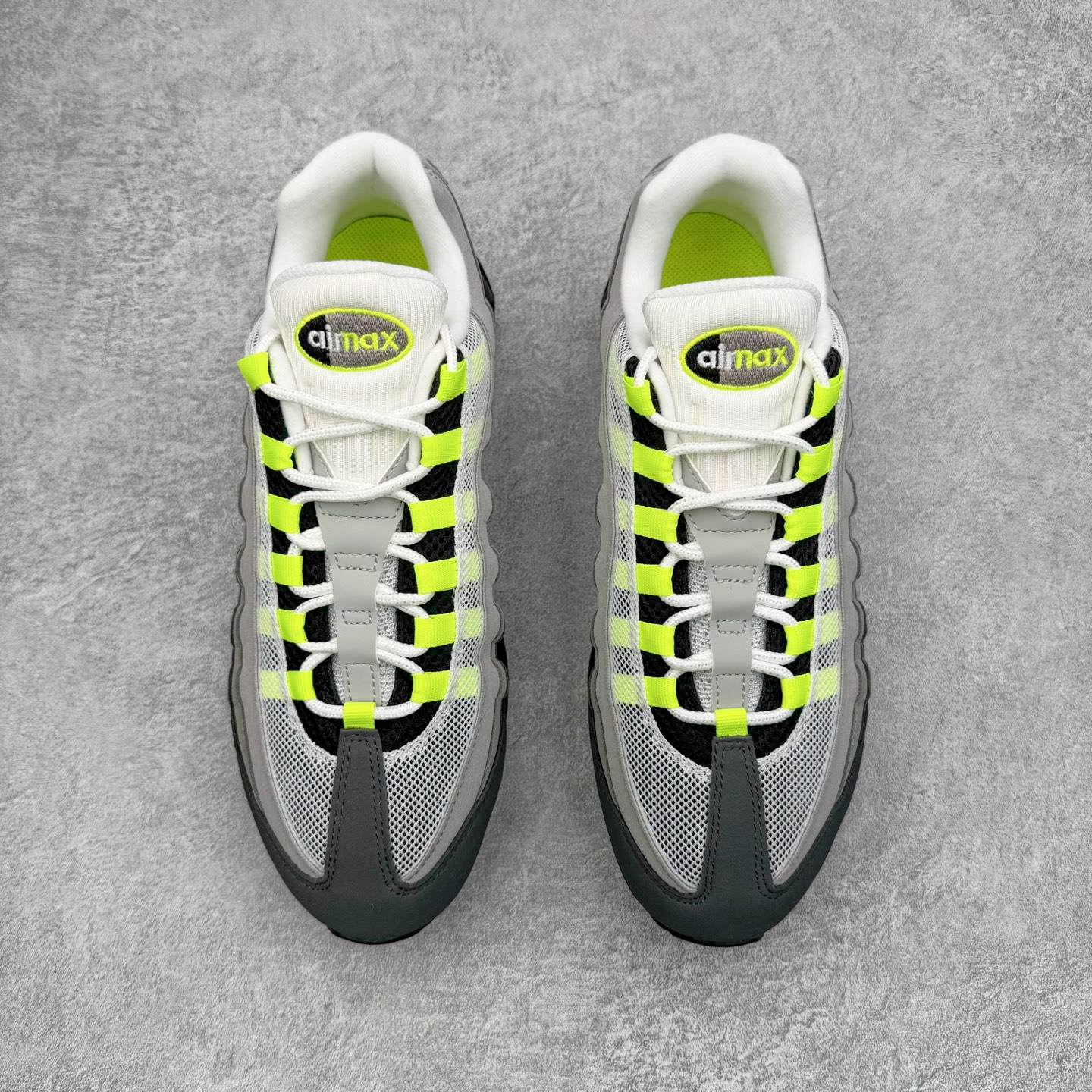 升级最终版UNDEFEATED Nike Air Max 95  低筒 网布防滑 运动鞋 休闲鞋 球鞋 男鞋 波鞋  2025 灰绿 HM4740-001