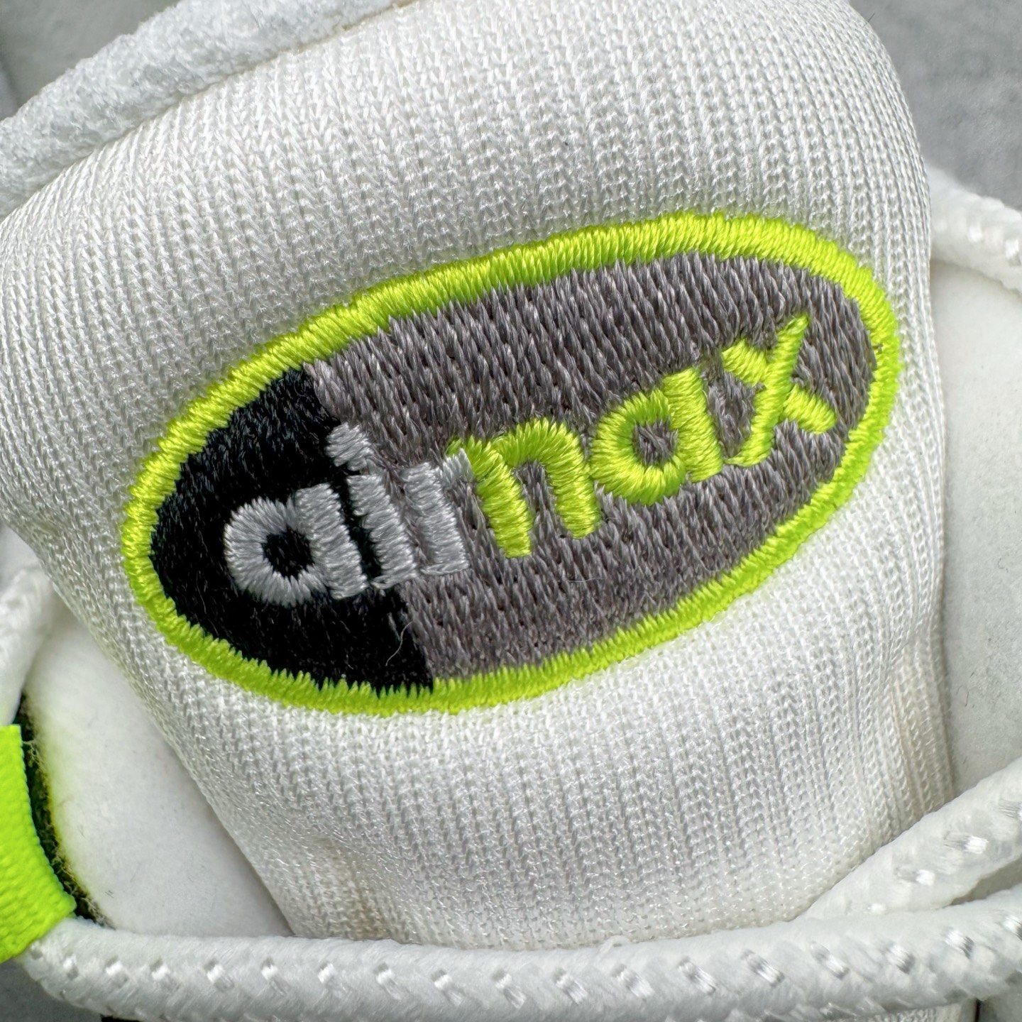 升级最终版UNDEFEATED Nike Air Max 95  低筒 网布防滑 运动鞋 休闲鞋 球鞋 男鞋 波鞋  2025 灰绿 HM4740-001