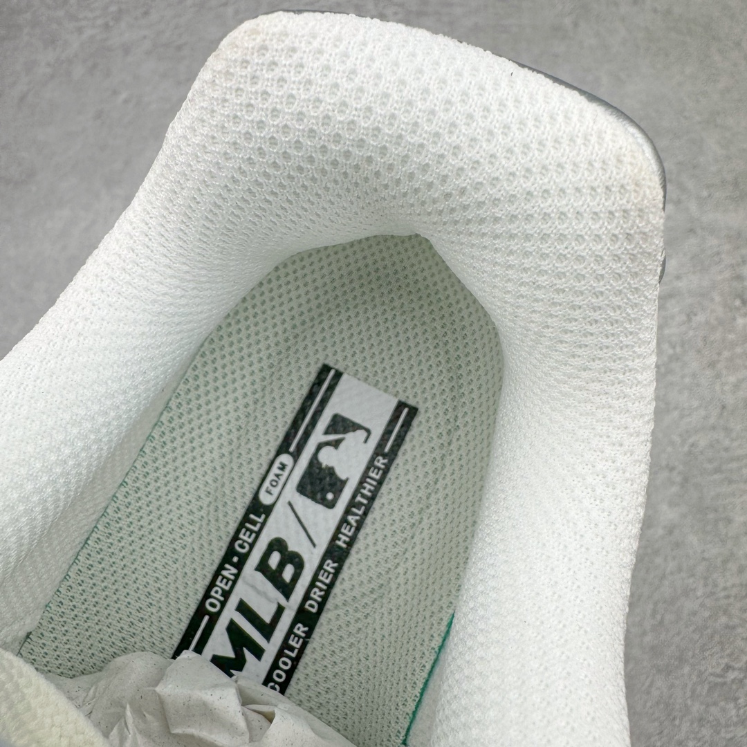 MLB 纽约洋基队 白色 低筒 厚底 老爹鞋 板鞋 休闲鞋 男鞋 女鞋 白银