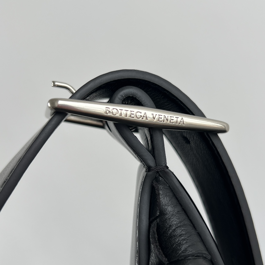 中号 BV 葆蝶家  Hobo Intrecciato 编织设计 购物袋 流浪手提袋 斜款包 男款  鹿皮  黑色 806974V4TD18803