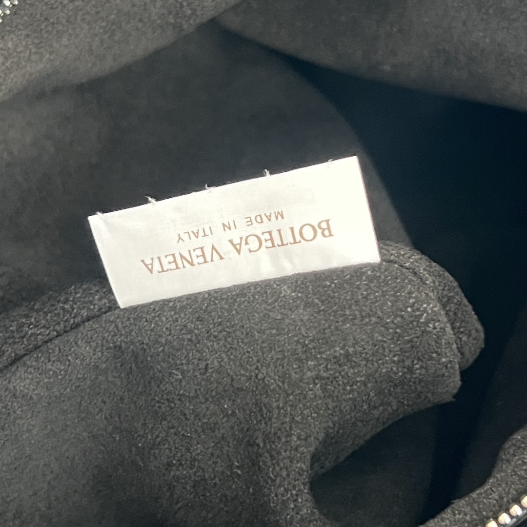 小号 BV 葆蝶家  Hobo Intrecciato 编织设计 购物袋 流浪手提袋 斜款包 男款  鹿皮  黑色 239988V3UN11275