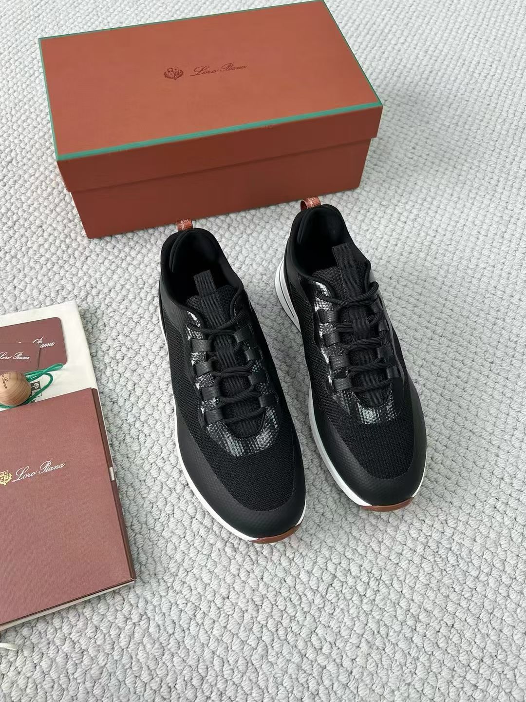 LP Loro Piana Week End Walk  Low-top Comfortable and casual Men's Shoes  Bullshit 运动鞋 波鞋  FAR1331_F8CB