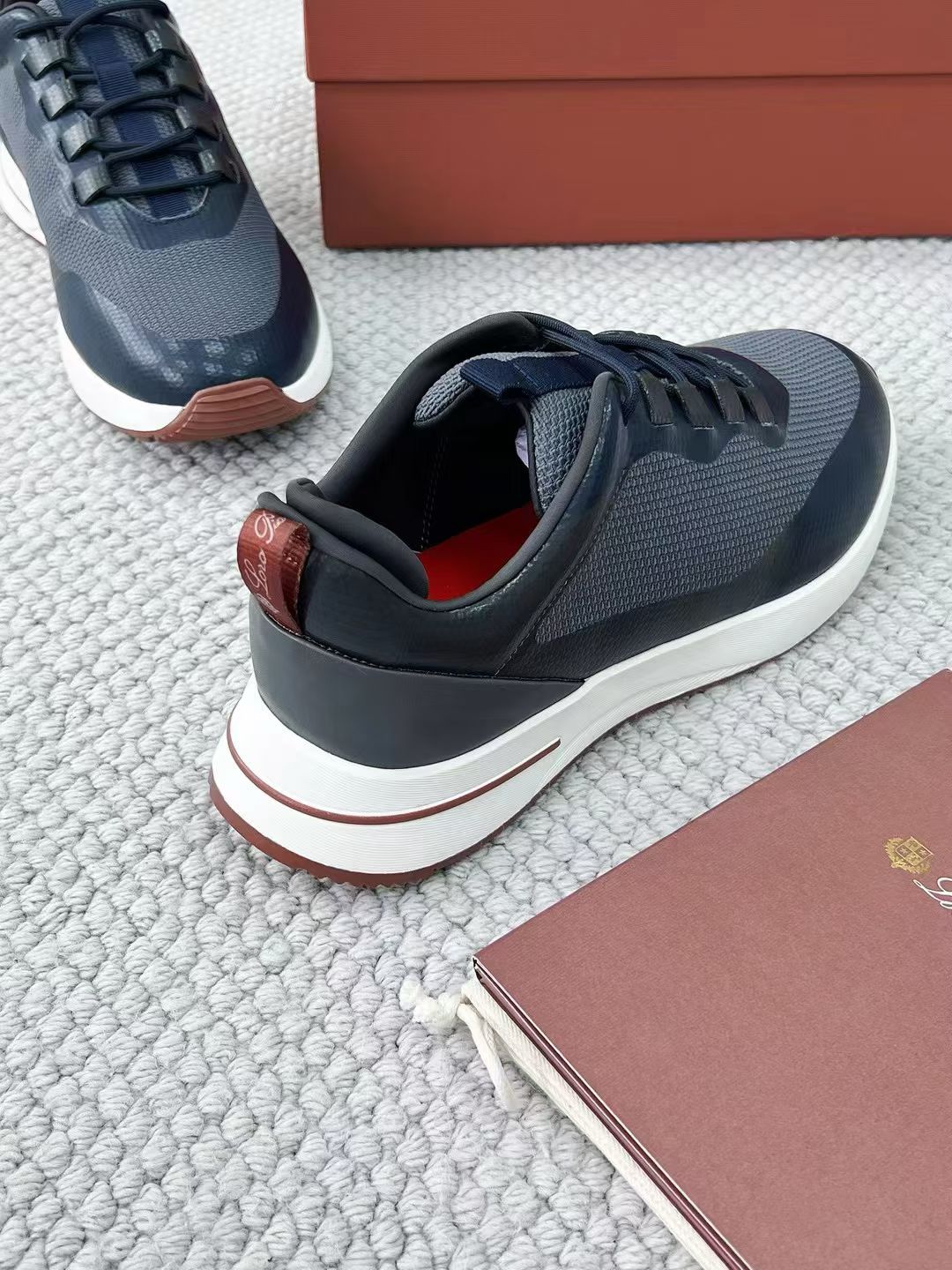 LP Loro Piana Week End Walk  Low-top Comfortable and casual Men's Shoes  Bullshit 运动鞋 波鞋  FAR1331_F8CB
