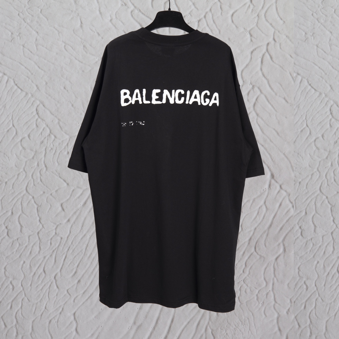 Balenciaga 巴黎世家 前后字母涂鸦印花T恤  圆领 夏季 黑色 A0 