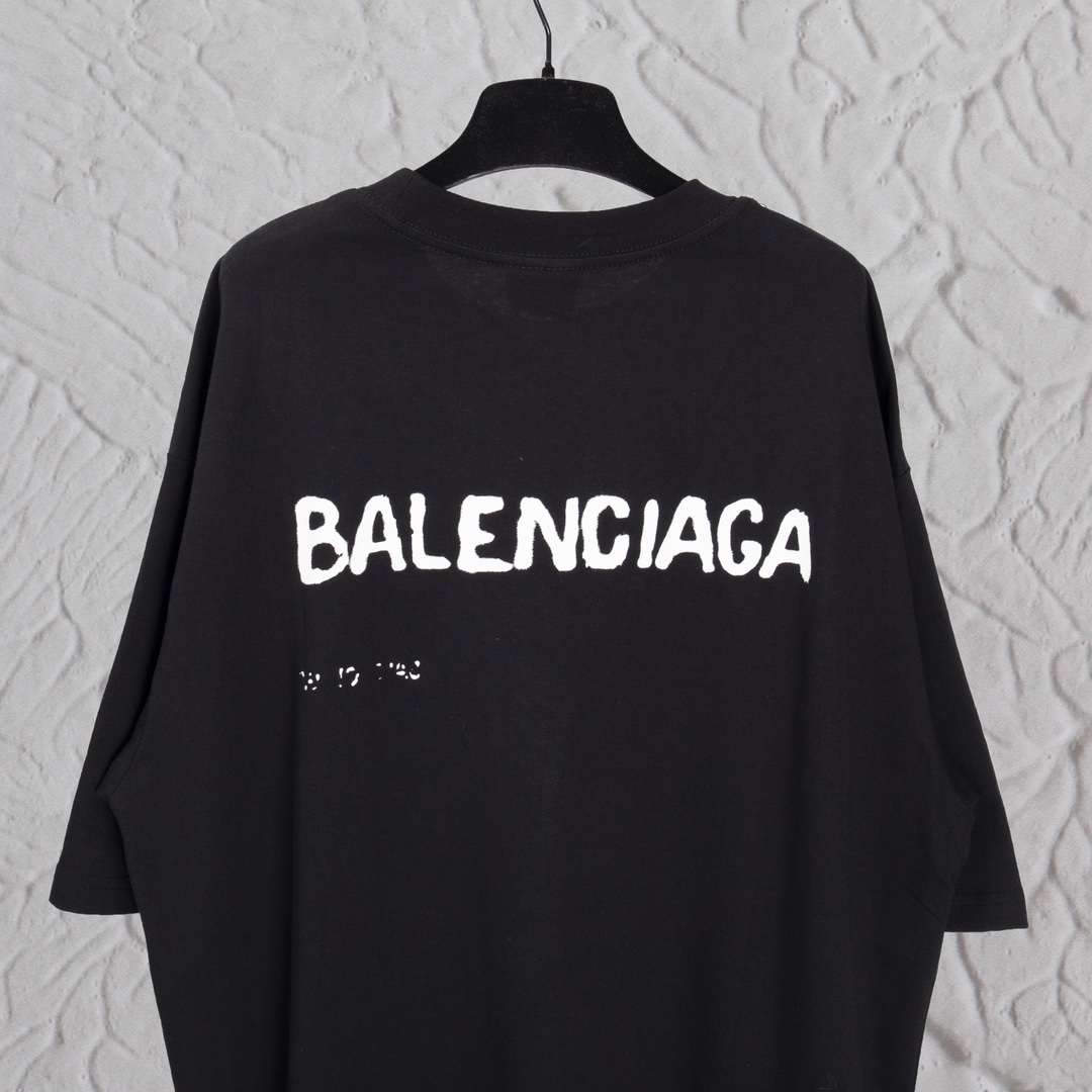 Balenciaga 巴黎世家 前后字母涂鸦印花T恤  圆领 夏季 黑色 A0 