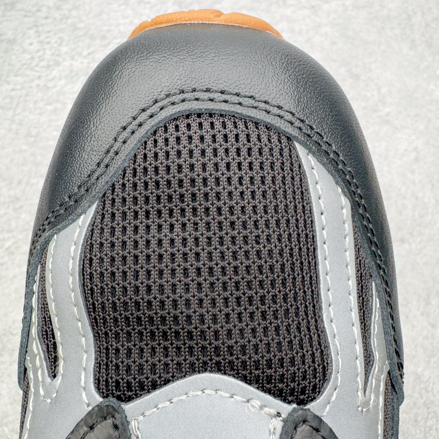 新版  Up There  New Balance 991 V2 低筒 复古跑鞋 休闲鞋 运动鞋 波鞋 男鞋 女鞋 联名黑色 U991UT2