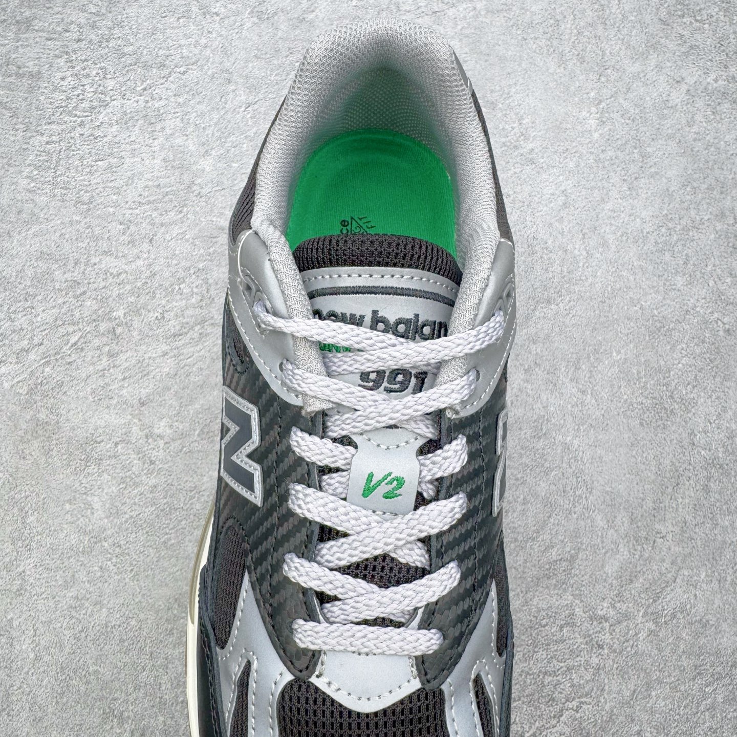 新版  Up There  New Balance 991 V2 低筒 复古跑鞋 休闲鞋 运动鞋 波鞋 男鞋 女鞋 联名黑色 U991UT2