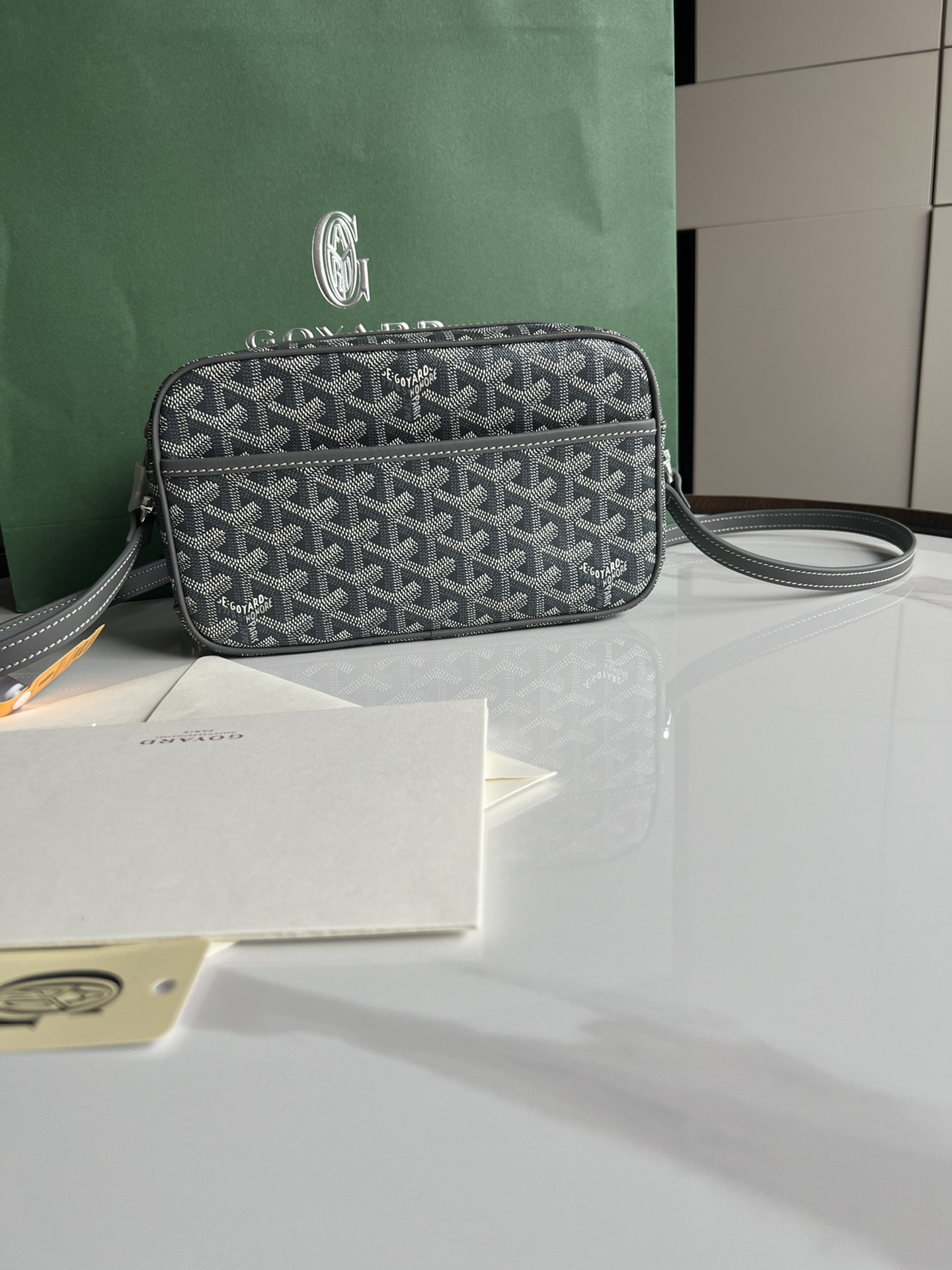 戈雅 GOYARD Cap-Vert Y  字老花满印抗压皮革手柄 帆布拼牛皮 相机包  CAPVE2PMLTY 灰色