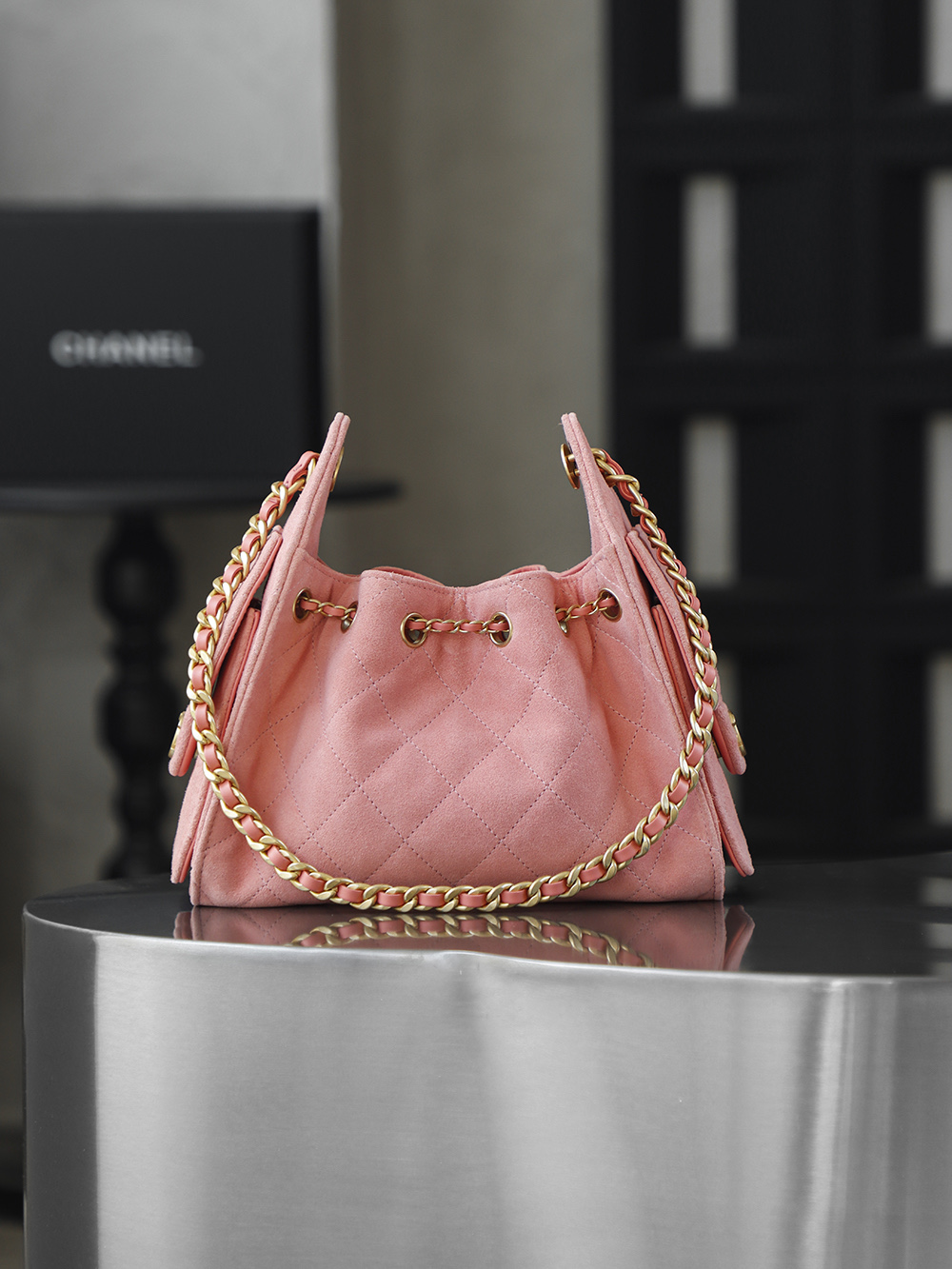 CHA 25bag 26C mini  High-End Replica Luxury Reps 嬉皮包单肩包 麂皮 粉红色 A5 AS5631-B18799-U5336