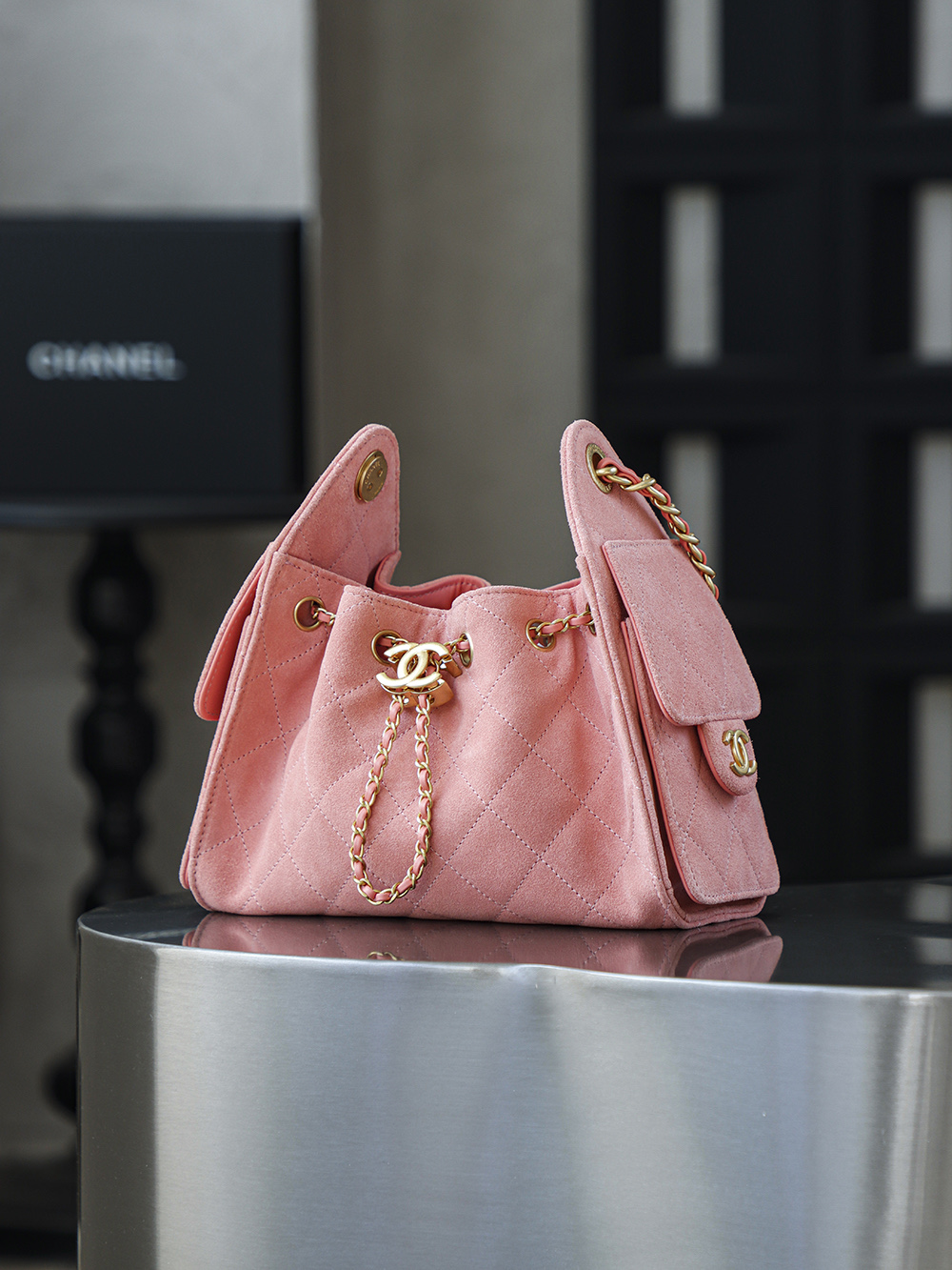 CHA 25bag 26C mini  High-End Replica Luxury Reps 嬉皮包单肩包 麂皮 粉红色 A5 AS5631-B18799-U5336