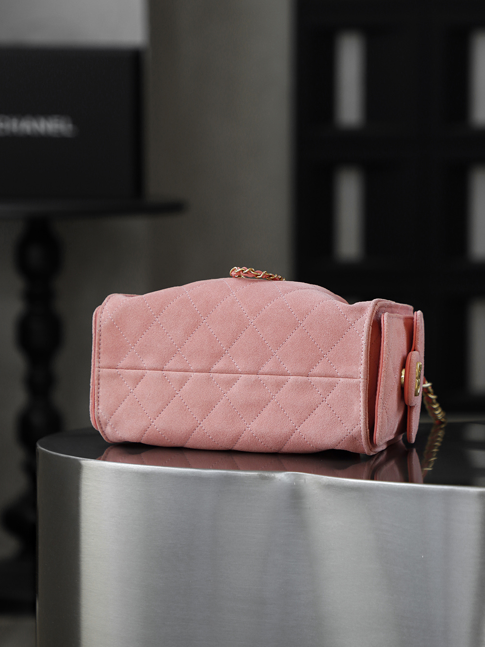 CHA 25bag 26C mini  High-End Replica Luxury Reps 嬉皮包单肩包 麂皮 粉红色 A5 AS5631-B18799-U5336