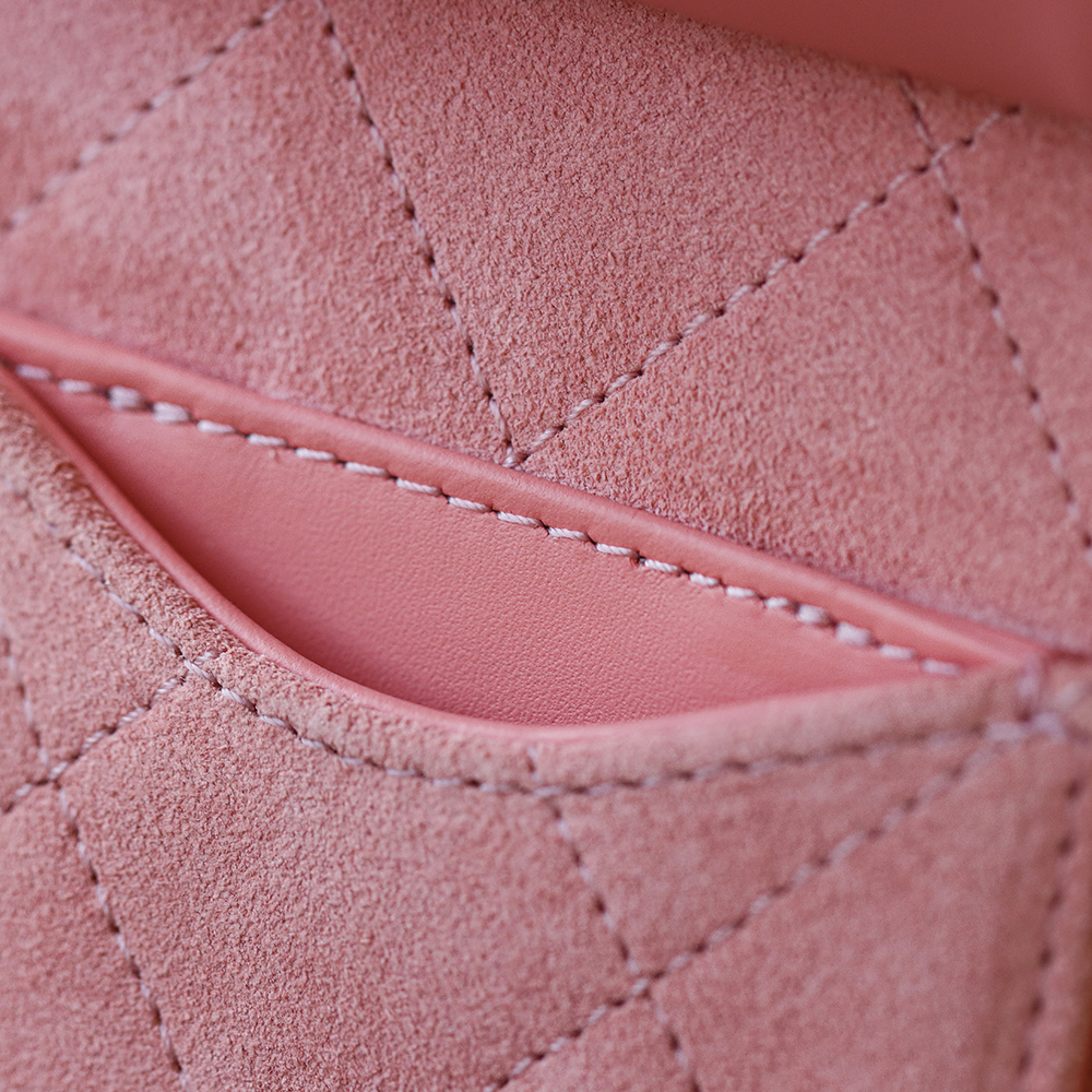 CHA 25bag 26C mini  High-End Replica Luxury Reps 嬉皮包单肩包 麂皮 粉红色 A5 AS5631-B18799-U5336