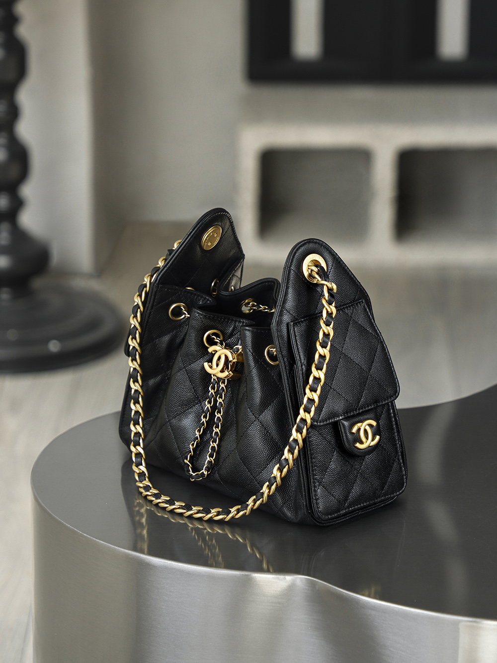 CHA 25bag 26C mini  High-End Replica Luxury Reps 嬉皮包单肩包 黑色颗粒 A5 AS5631-B20304-94305